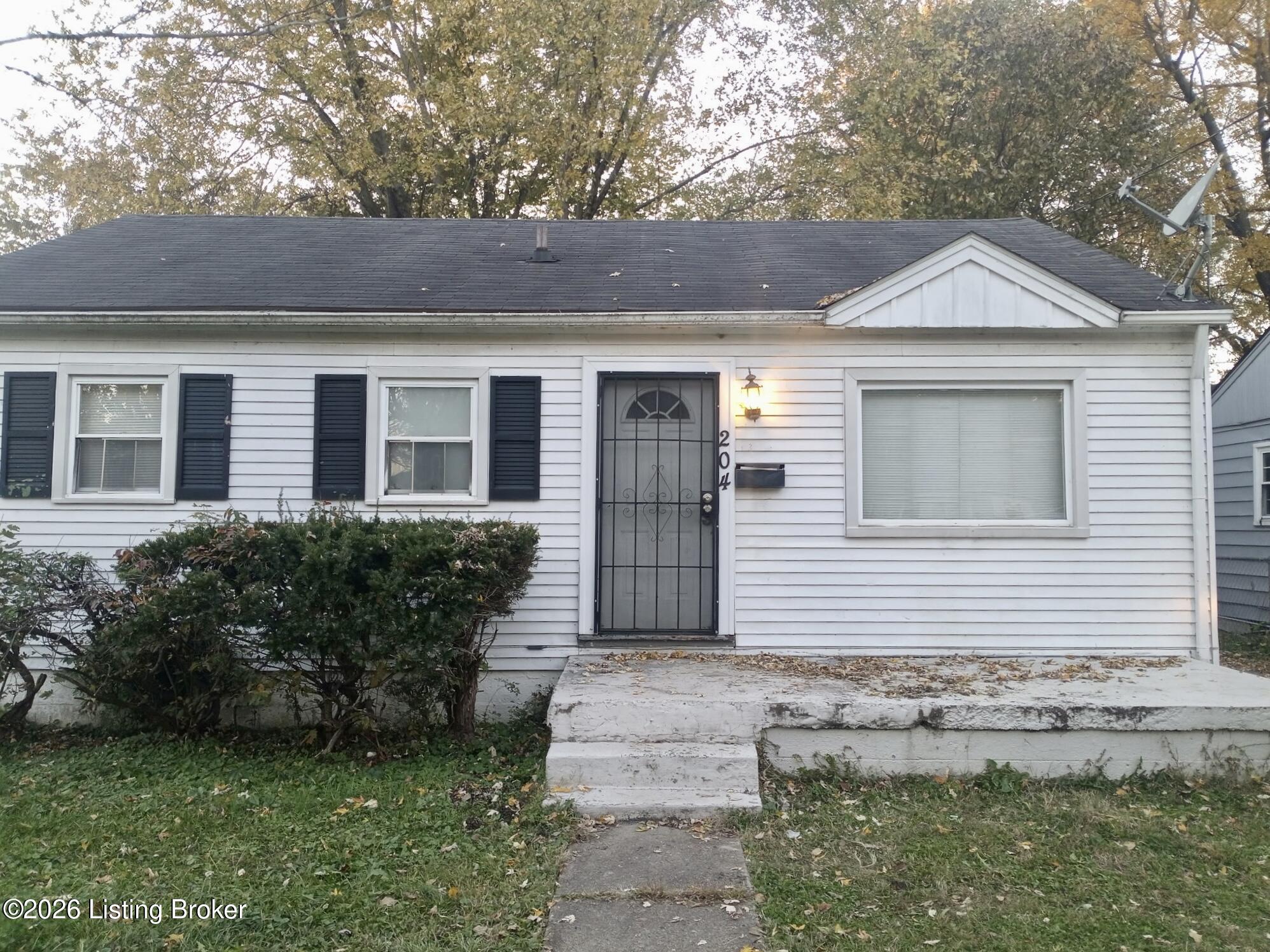 204 N 37th St Property Photo 1