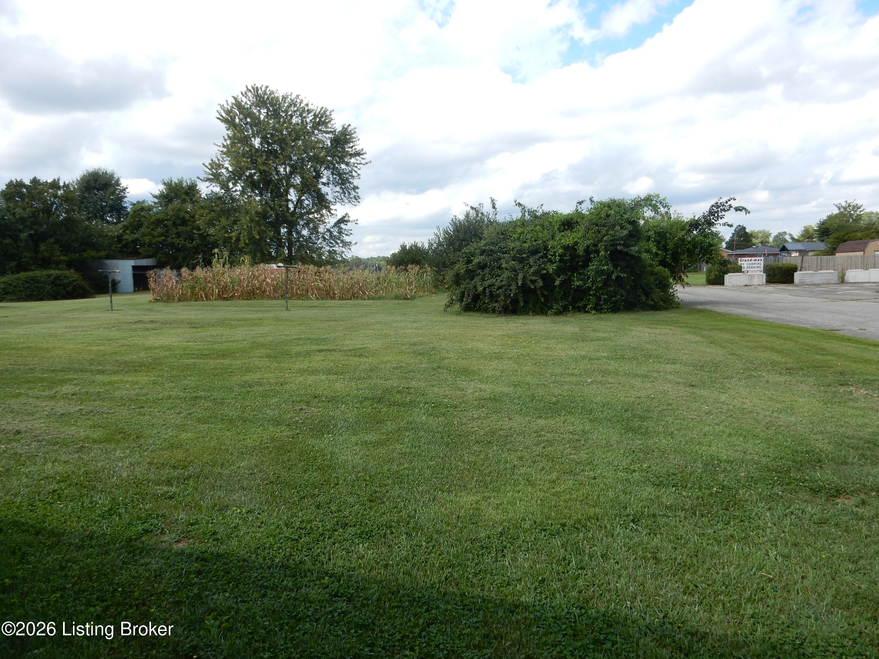 714 Cedar Grove Rd Property Photo 6