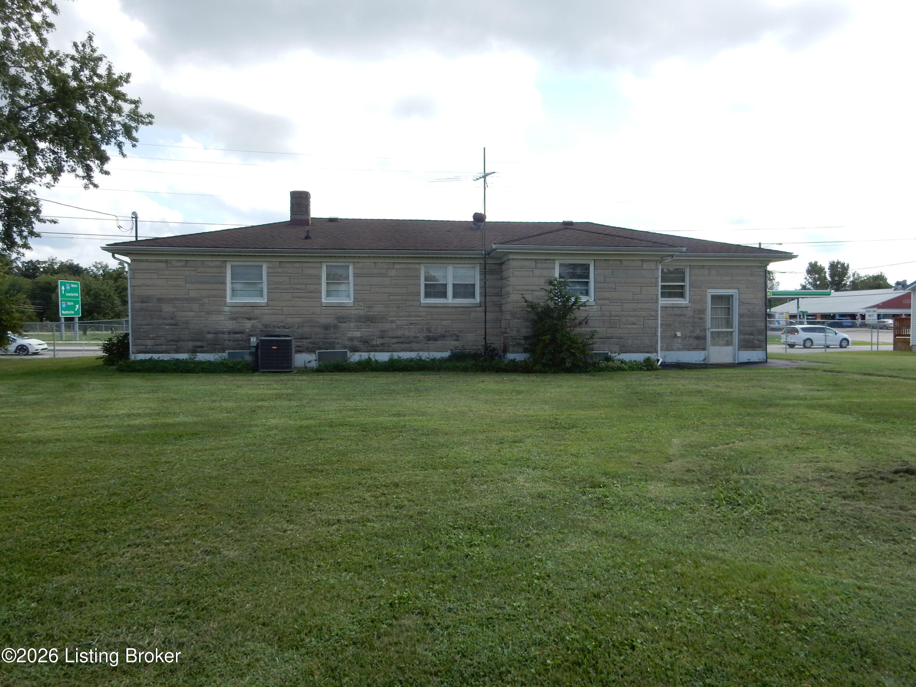 714 Cedar Grove Rd Property Photo 7