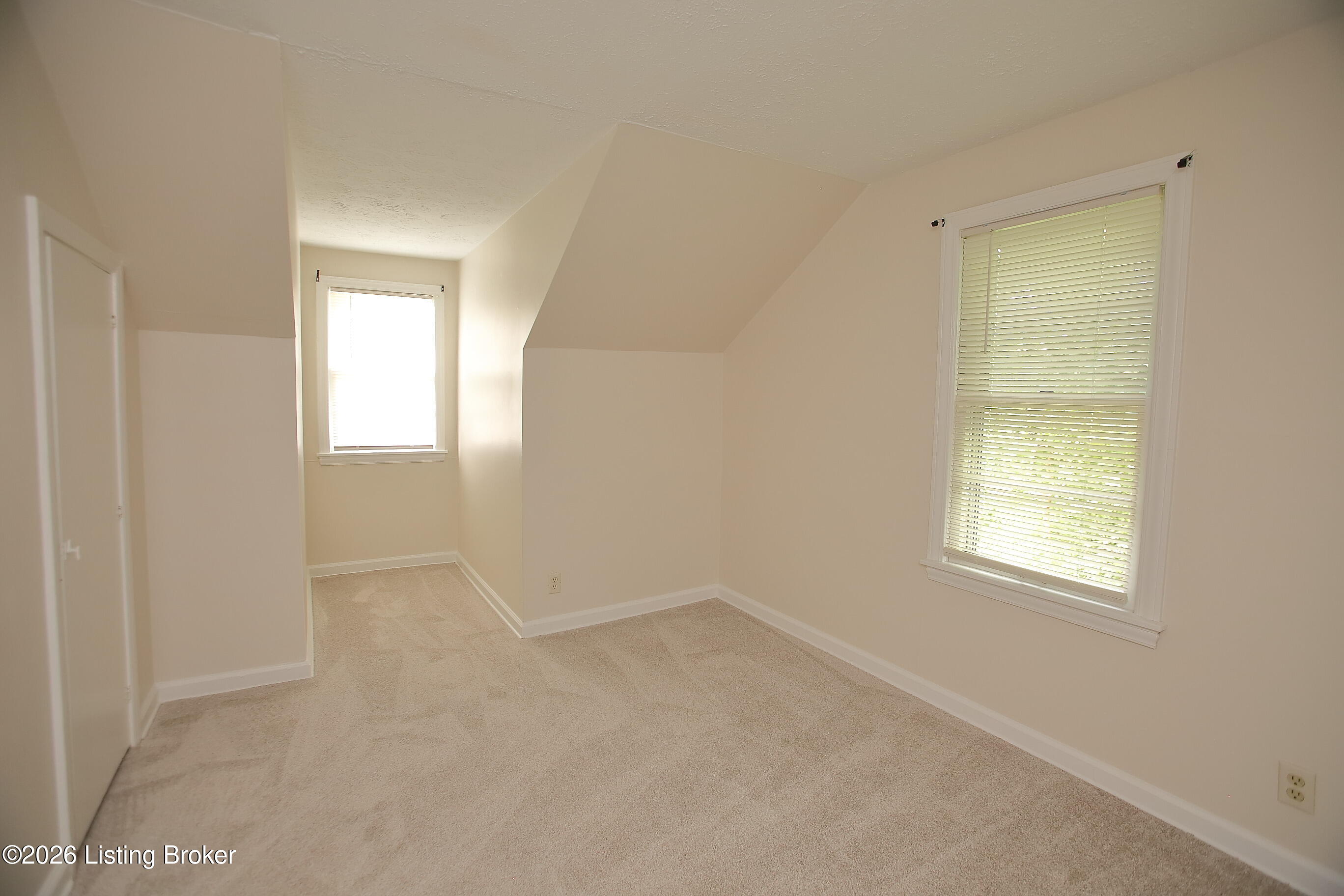 8807 Ferndale Rd Property Photo 27