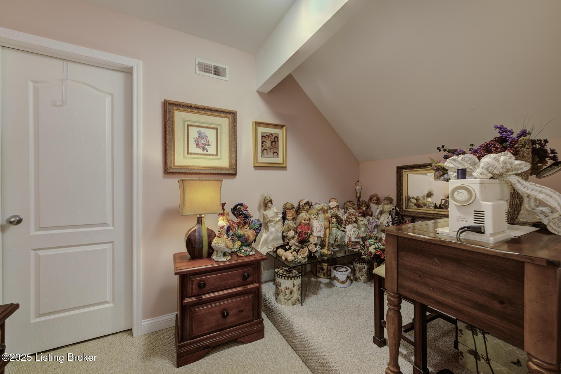 4237 Pleasant Glen Dr Property Photo 23