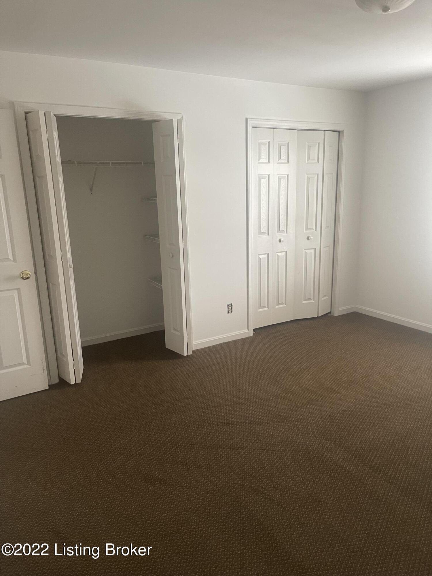 6300 Camden Ct Property Photo 9