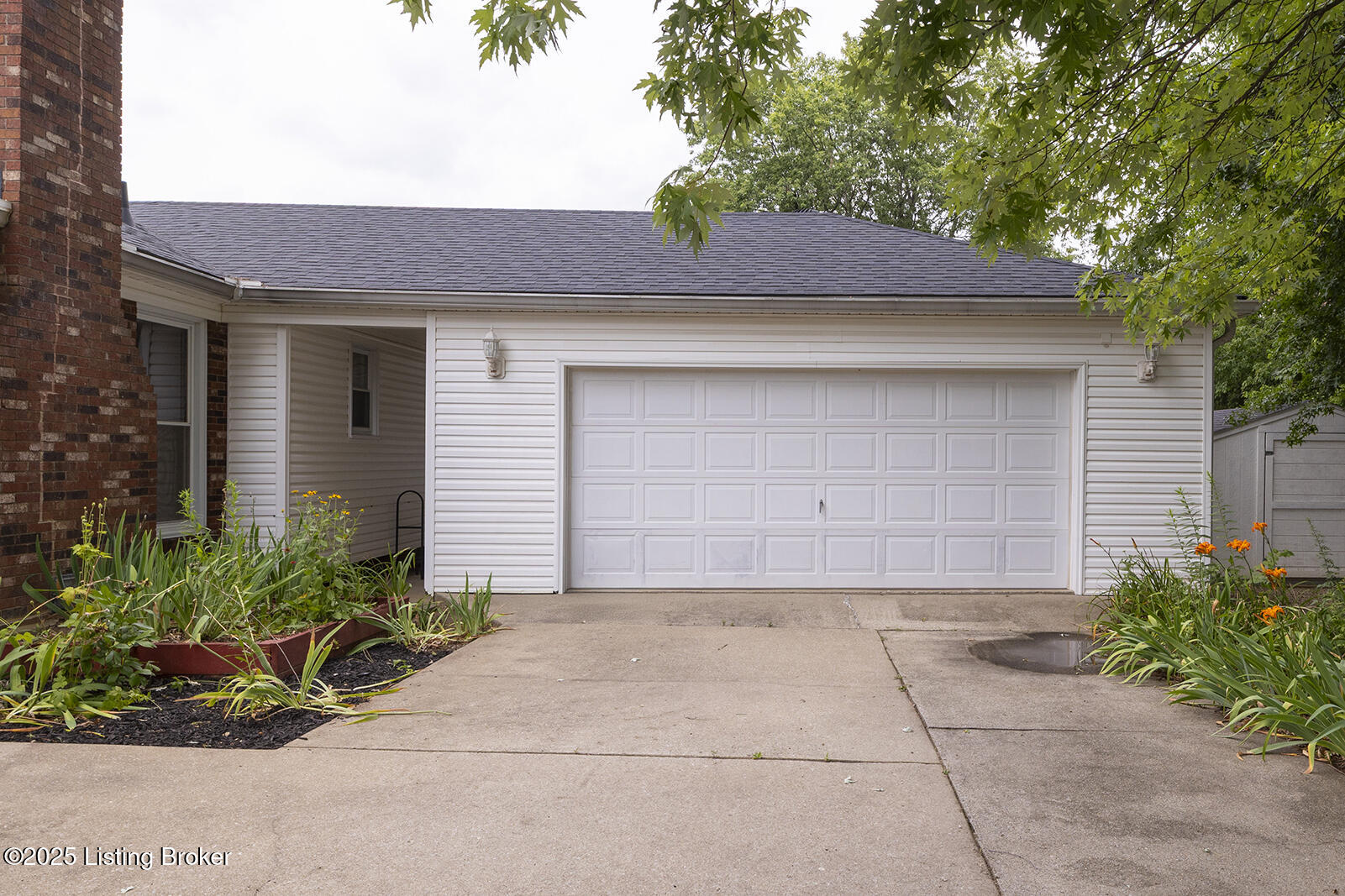 2901 Creekside Dr Property Photo 30