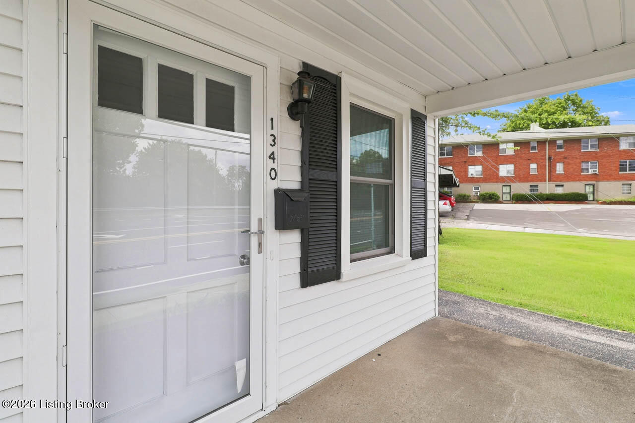 1340 Poplar Level Rd Property Photo 2