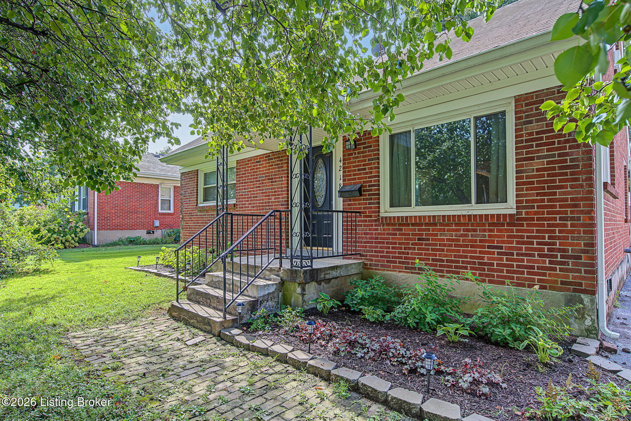 4218 Hillbrook Dr Property Photo 3