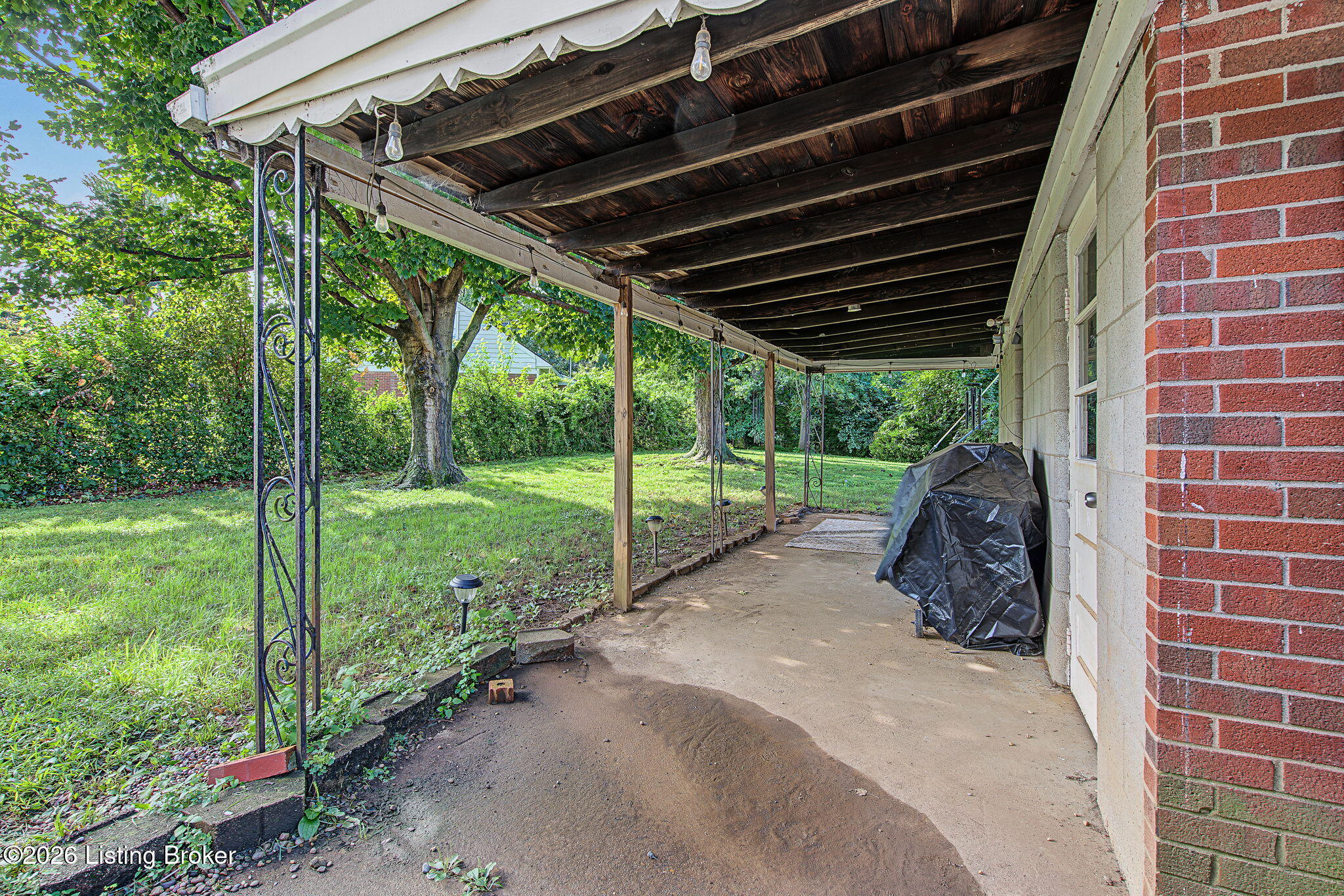 4218 Hillbrook Dr Property Photo 36