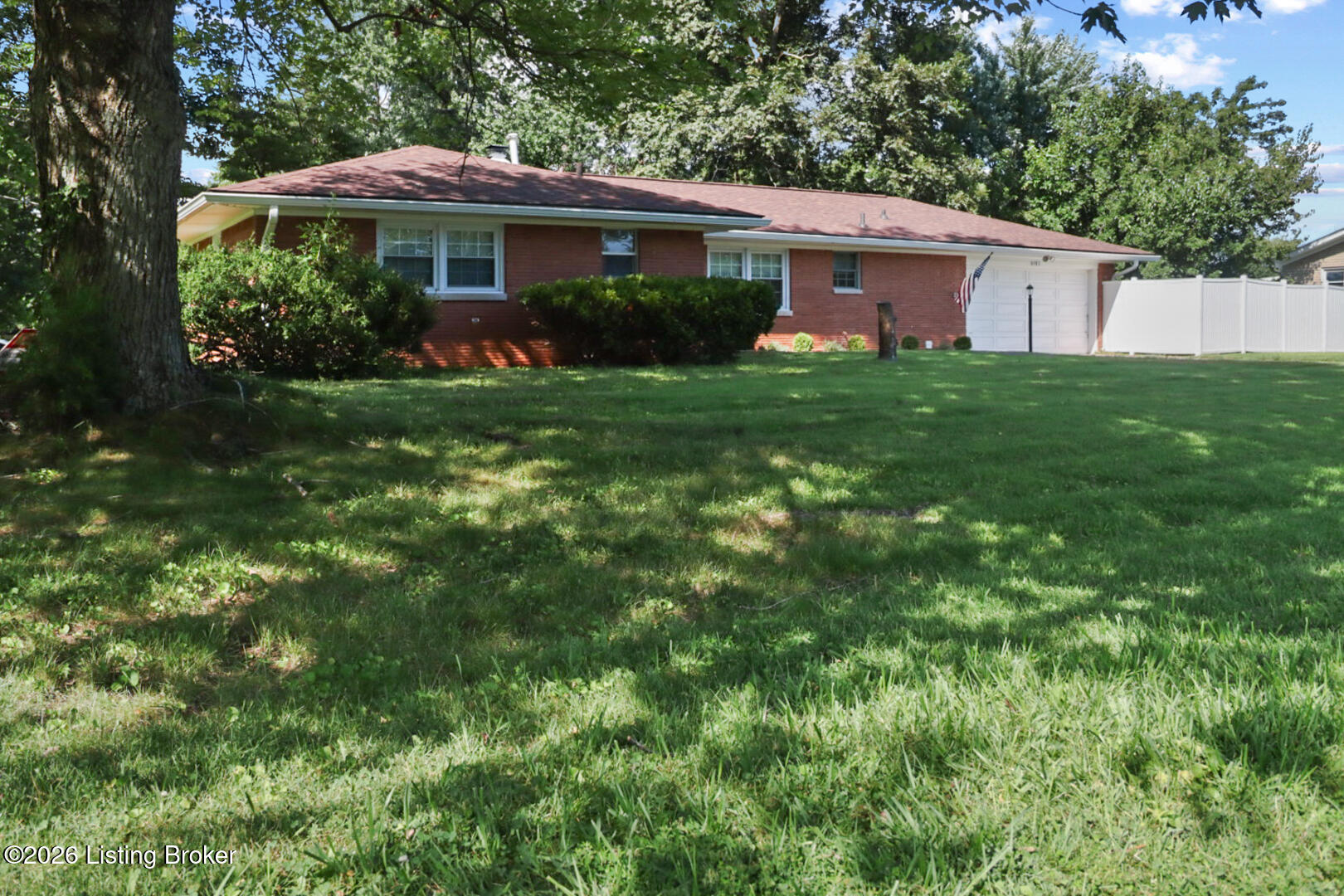 6103 Apex Dr Property Photo 4