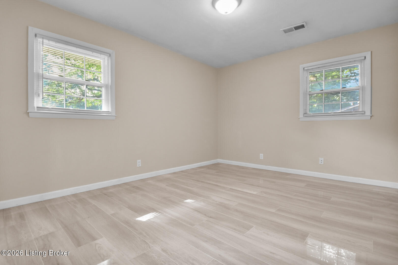 6103 Apex Dr Property Photo 21