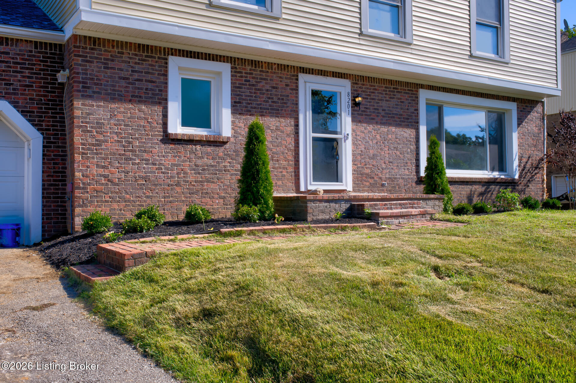 8201 Huntsman Trl Property Photo 3