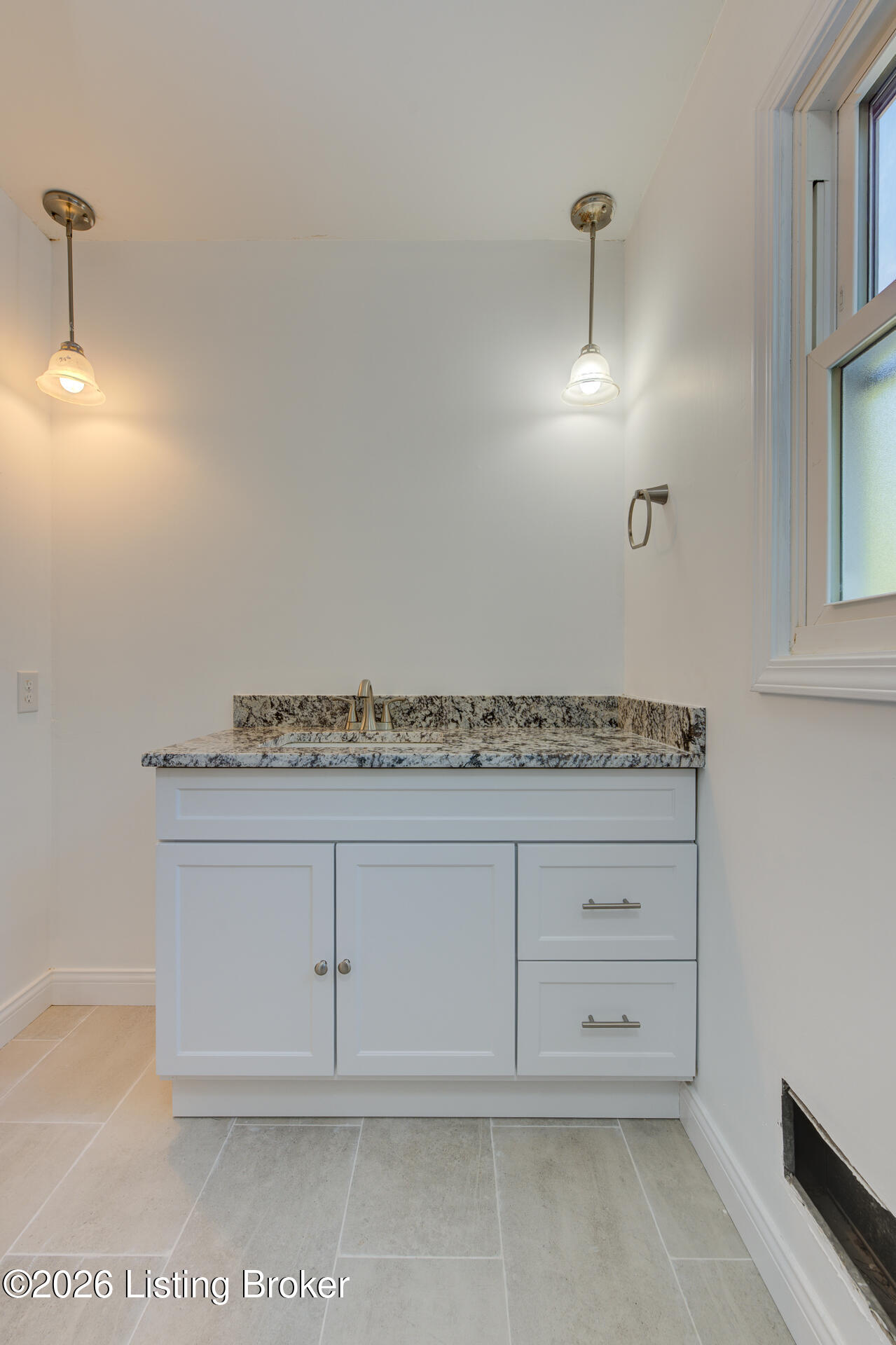 8201 Huntsman Trl Property Photo 35