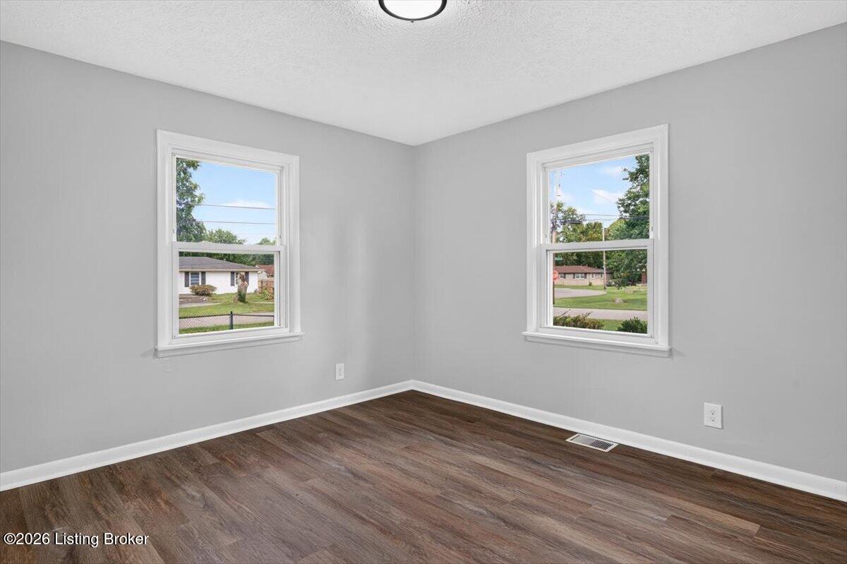 2506 Mercer Ave Property Photo 19