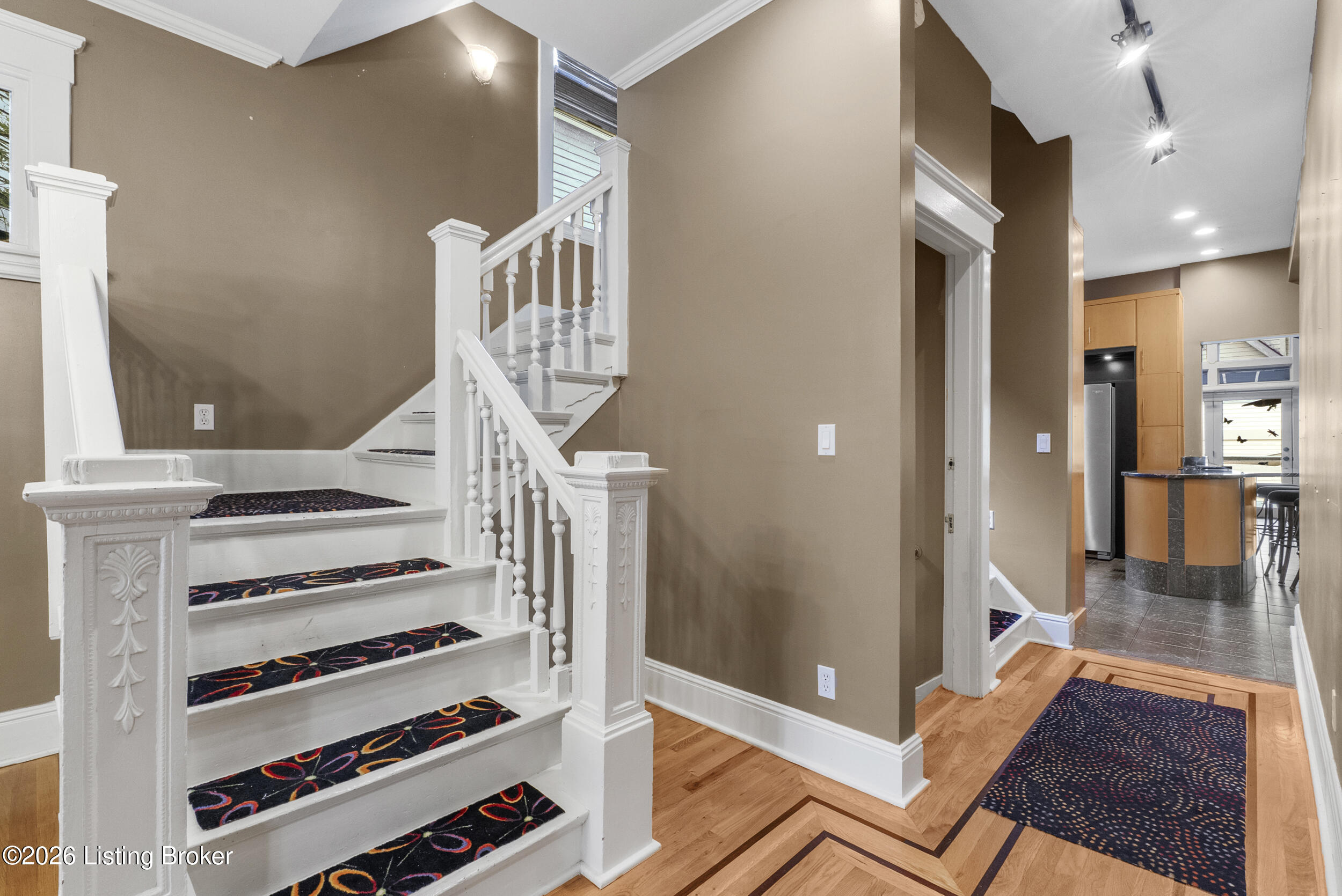 2229 Dearing Ct Property Photo 11