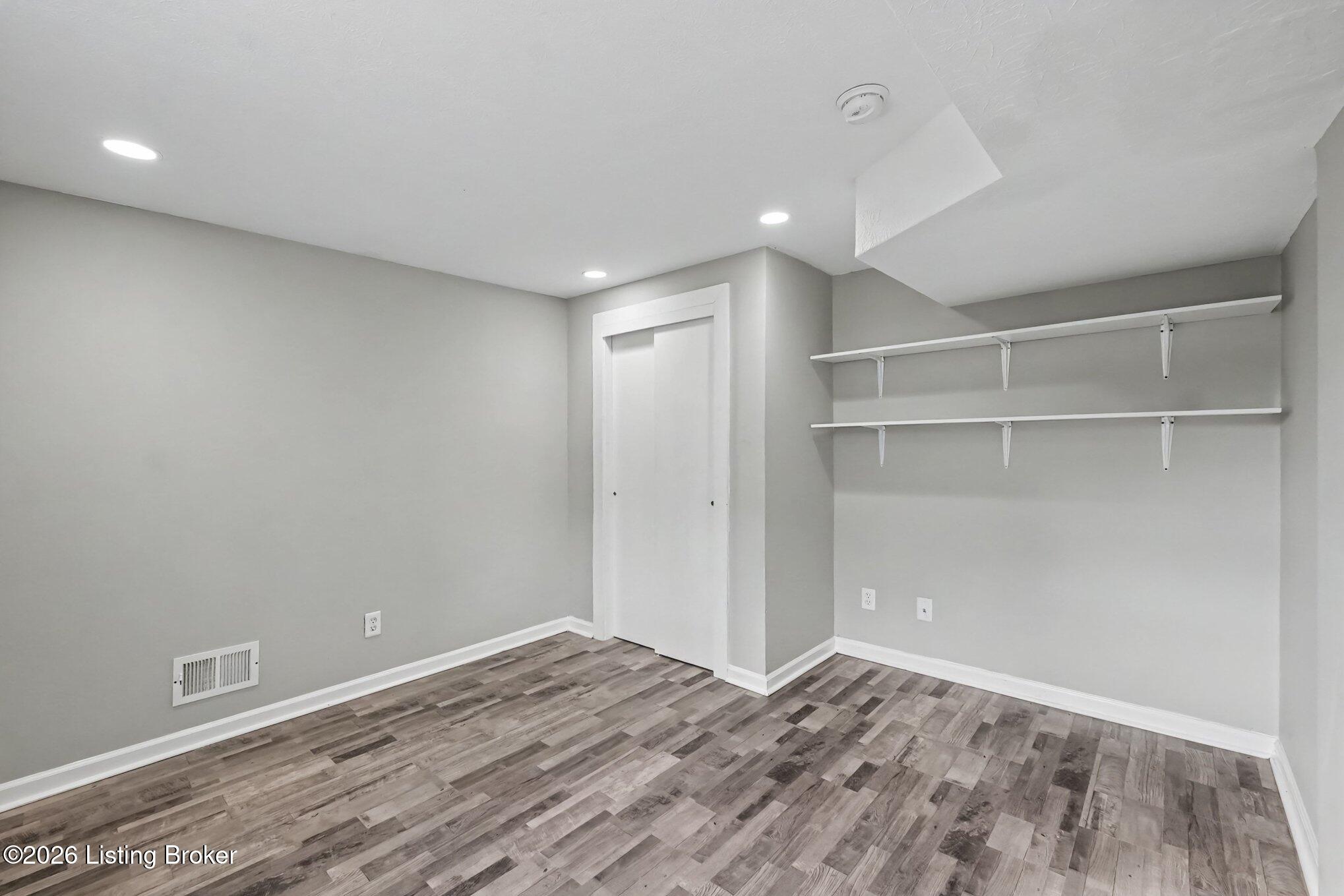 9913 Vega Ln Property Photo 17