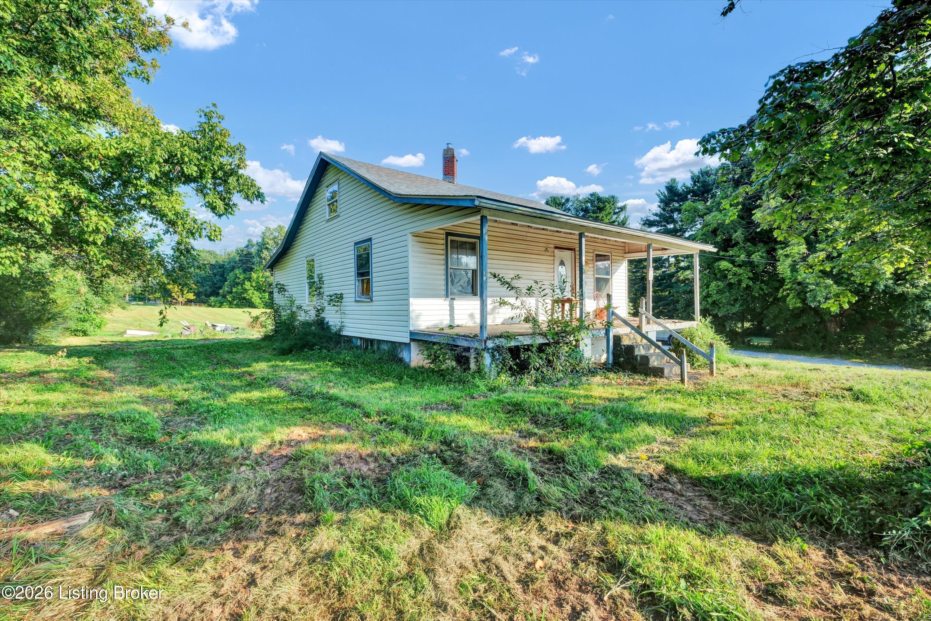 887 W Elm Rd Property Photo 4