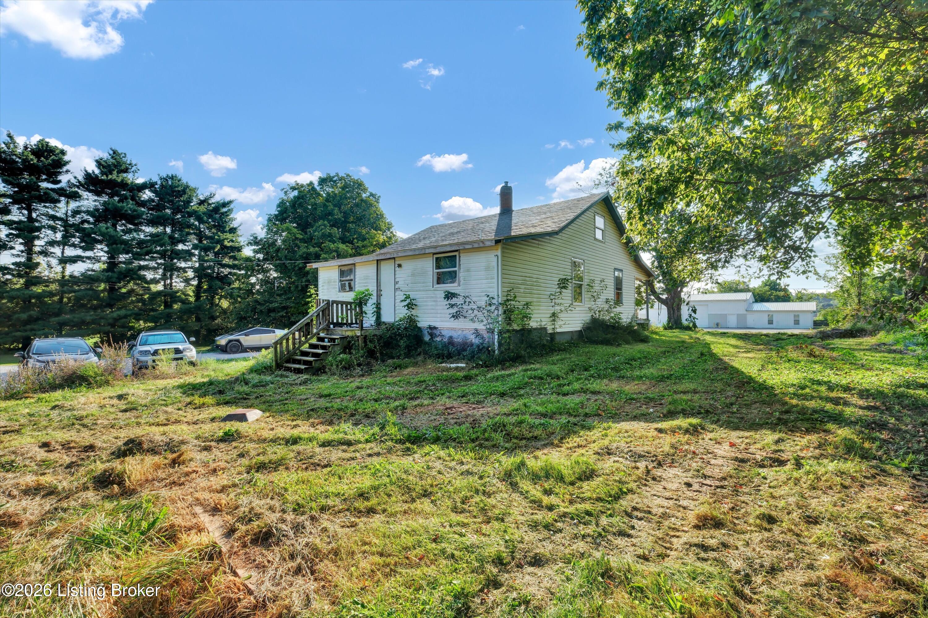 887 W Elm Rd Property Photo 13
