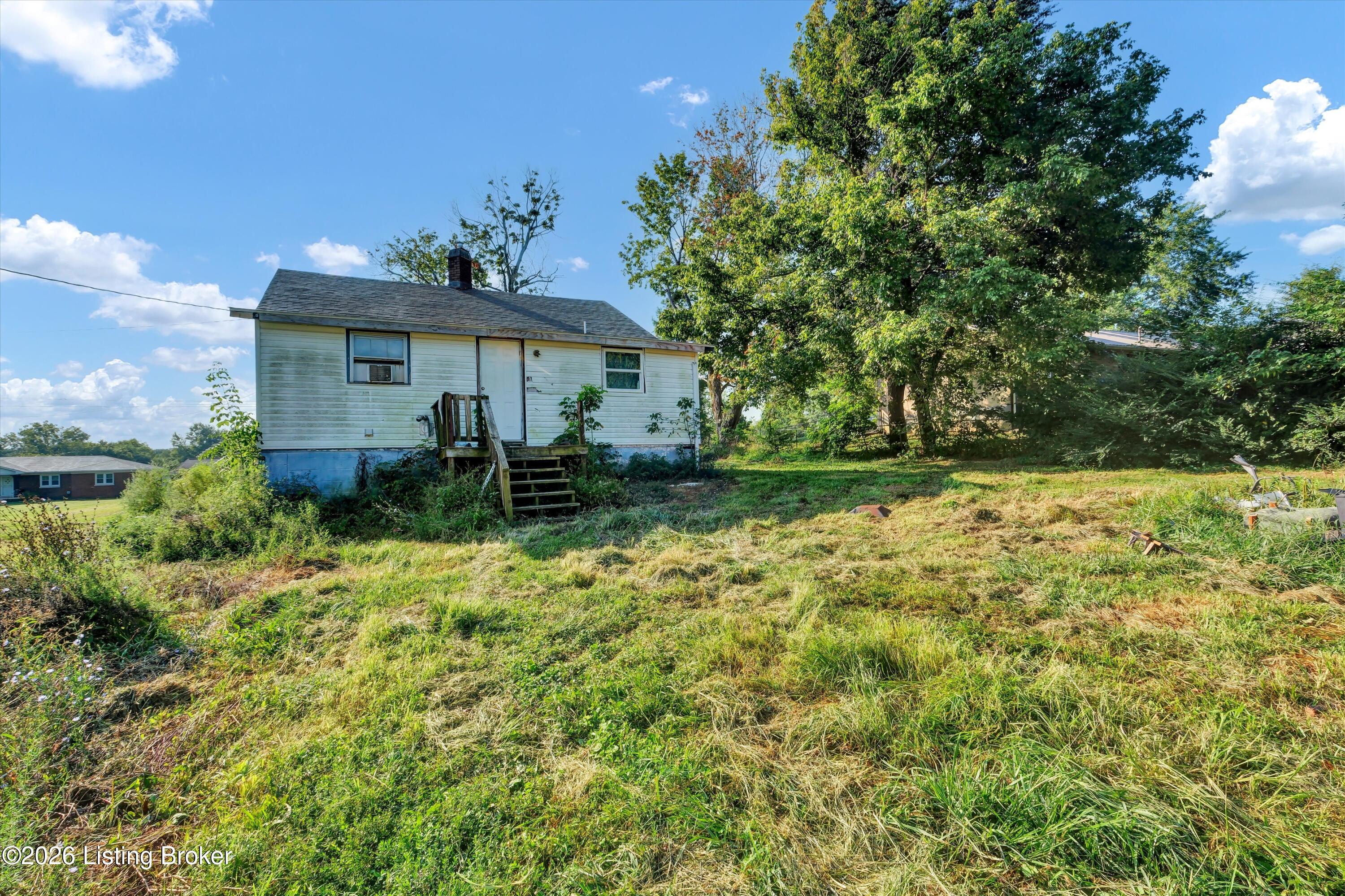 887 W Elm Rd Property Photo 14