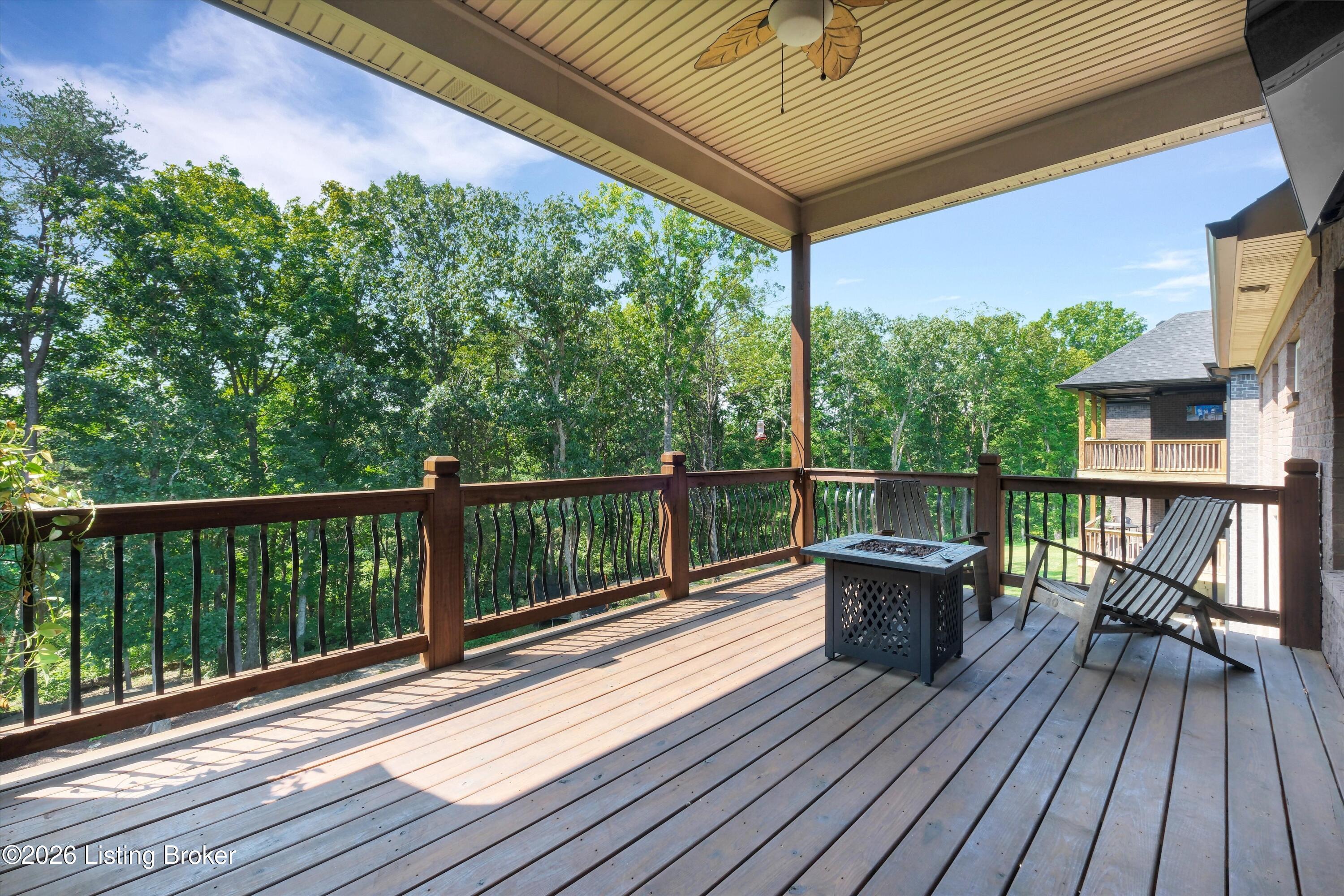 564 Bluff's Edge Dr Property Photo 24