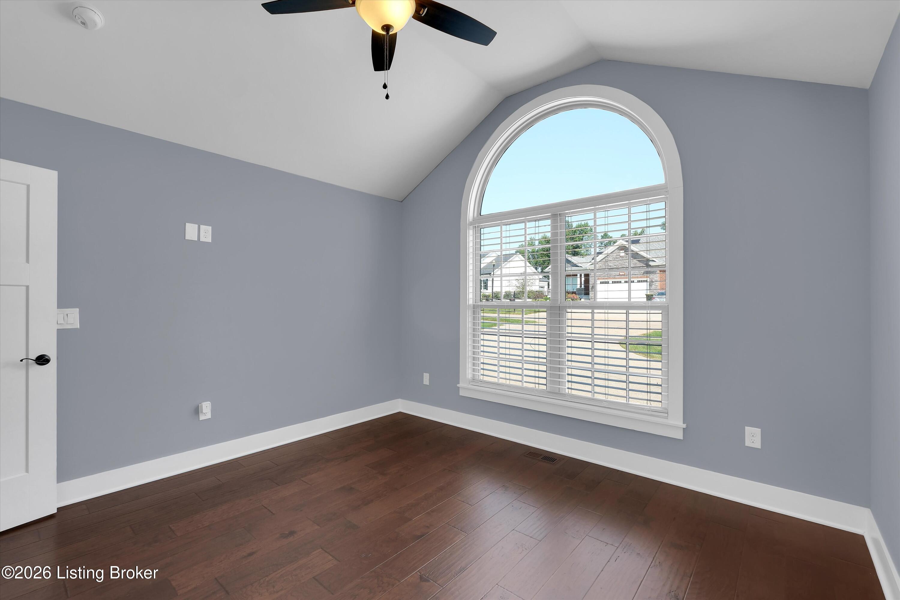 564 Bluff's Edge Dr Property Photo 39