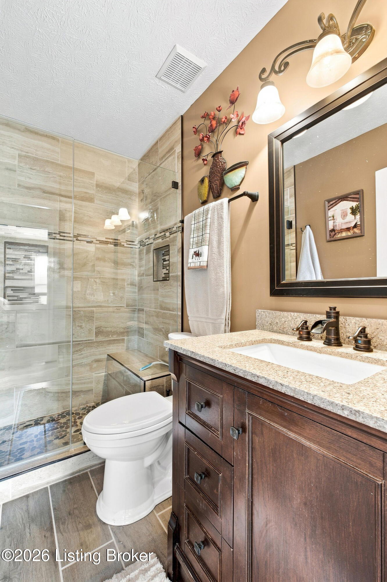 11704 Reality Trail Property Photo 24