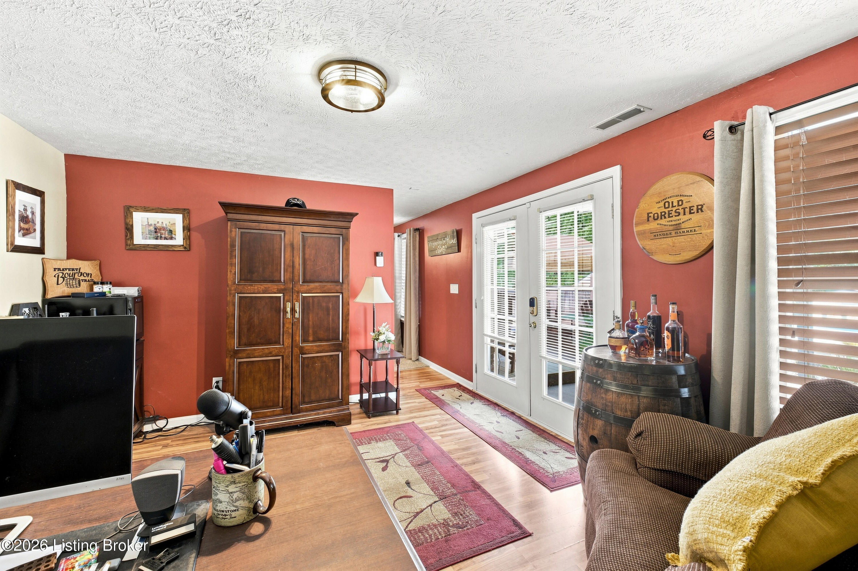 11704 Reality Trail Property Photo 29