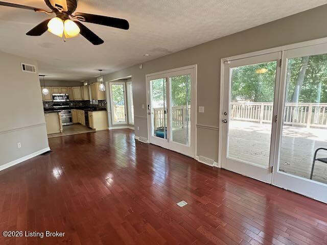 1807 Oriole Dr Property Photo 7