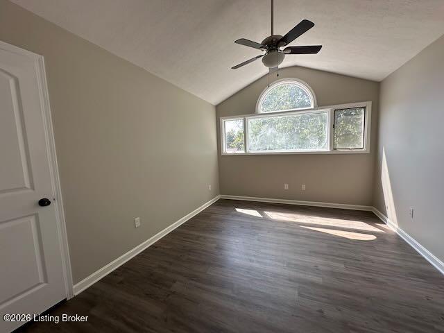 1807 Oriole Dr Property Photo 32