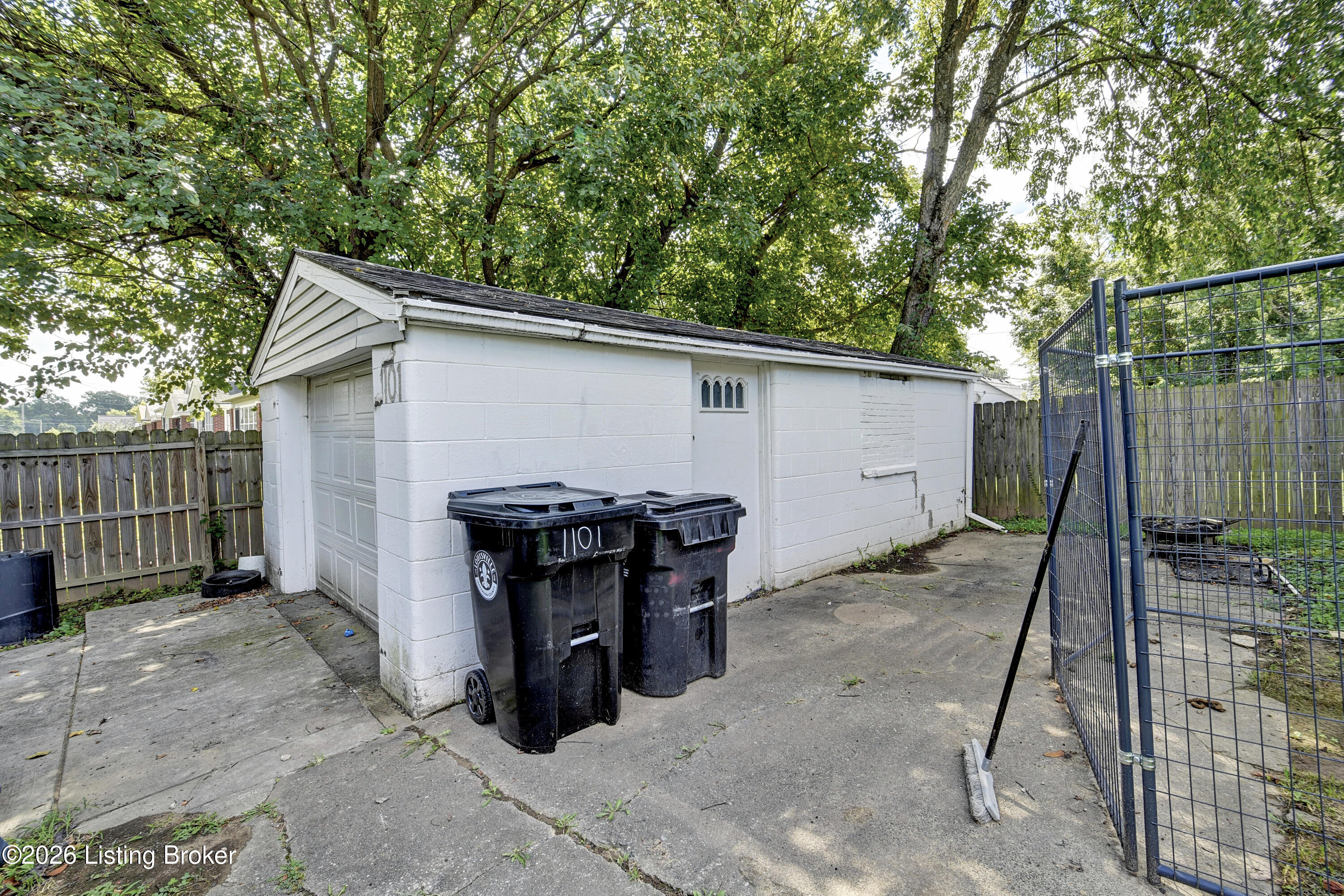 1101 Cecil Ave Property Photo 34