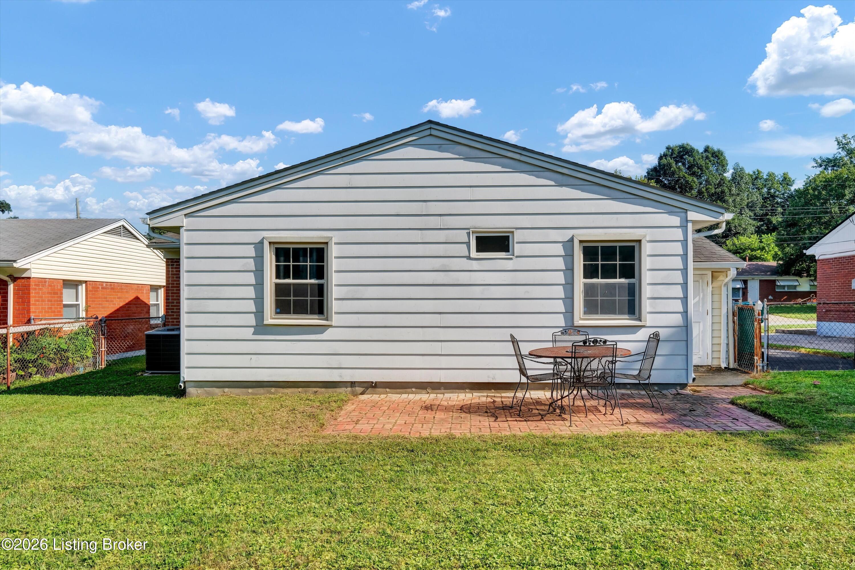 7808 Fair Ln Property Photo 6
