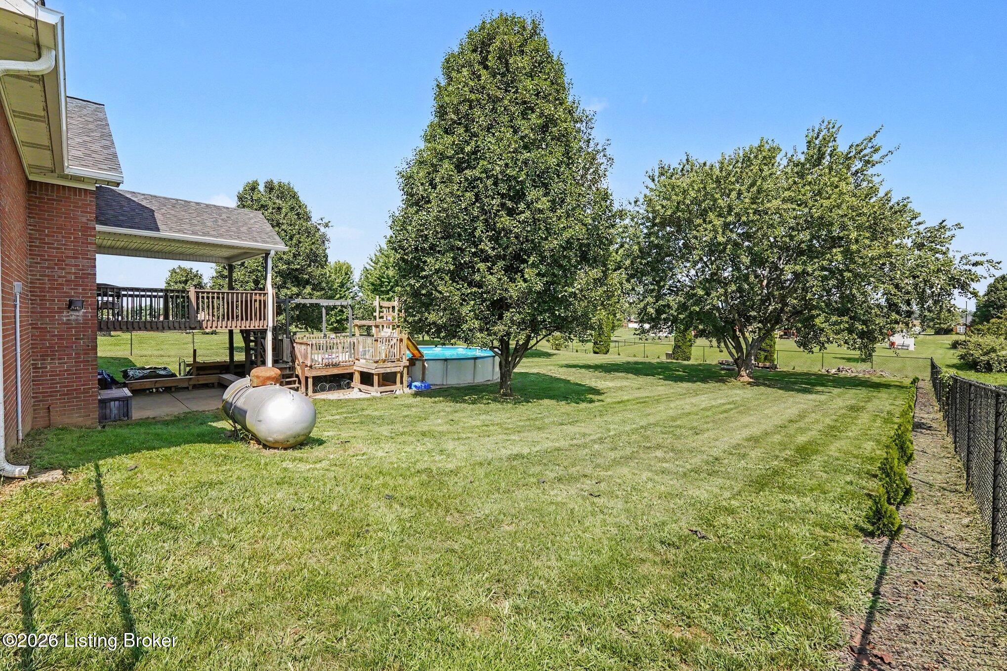 106 Sunfish Creek Dr Property Photo 7