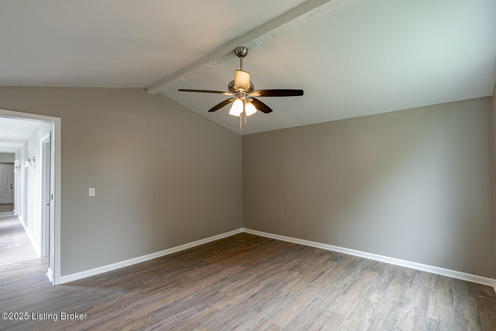 1246 Schiller Ave Property Photo 16