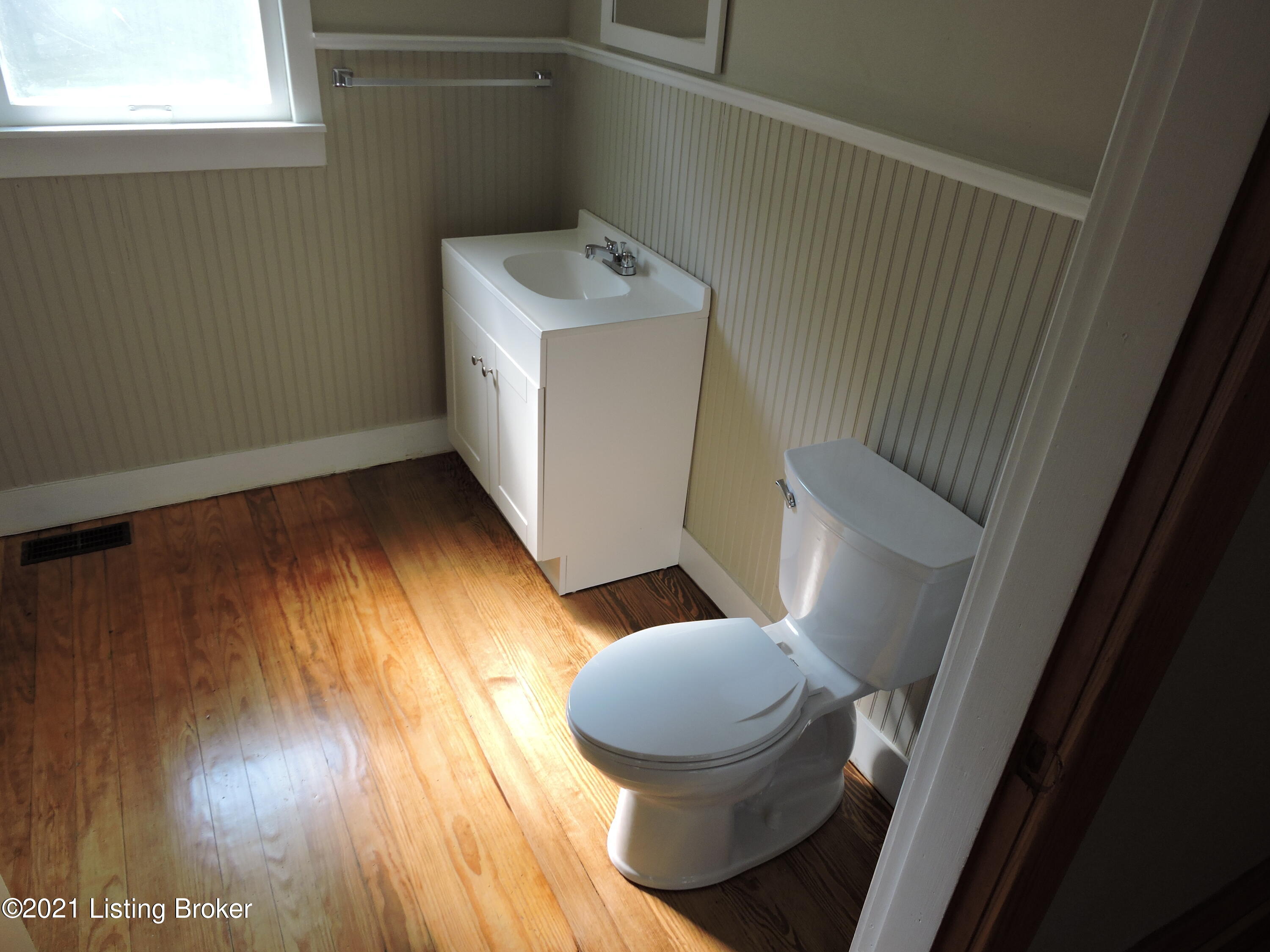 670 N Barbee Way Property Photo 26