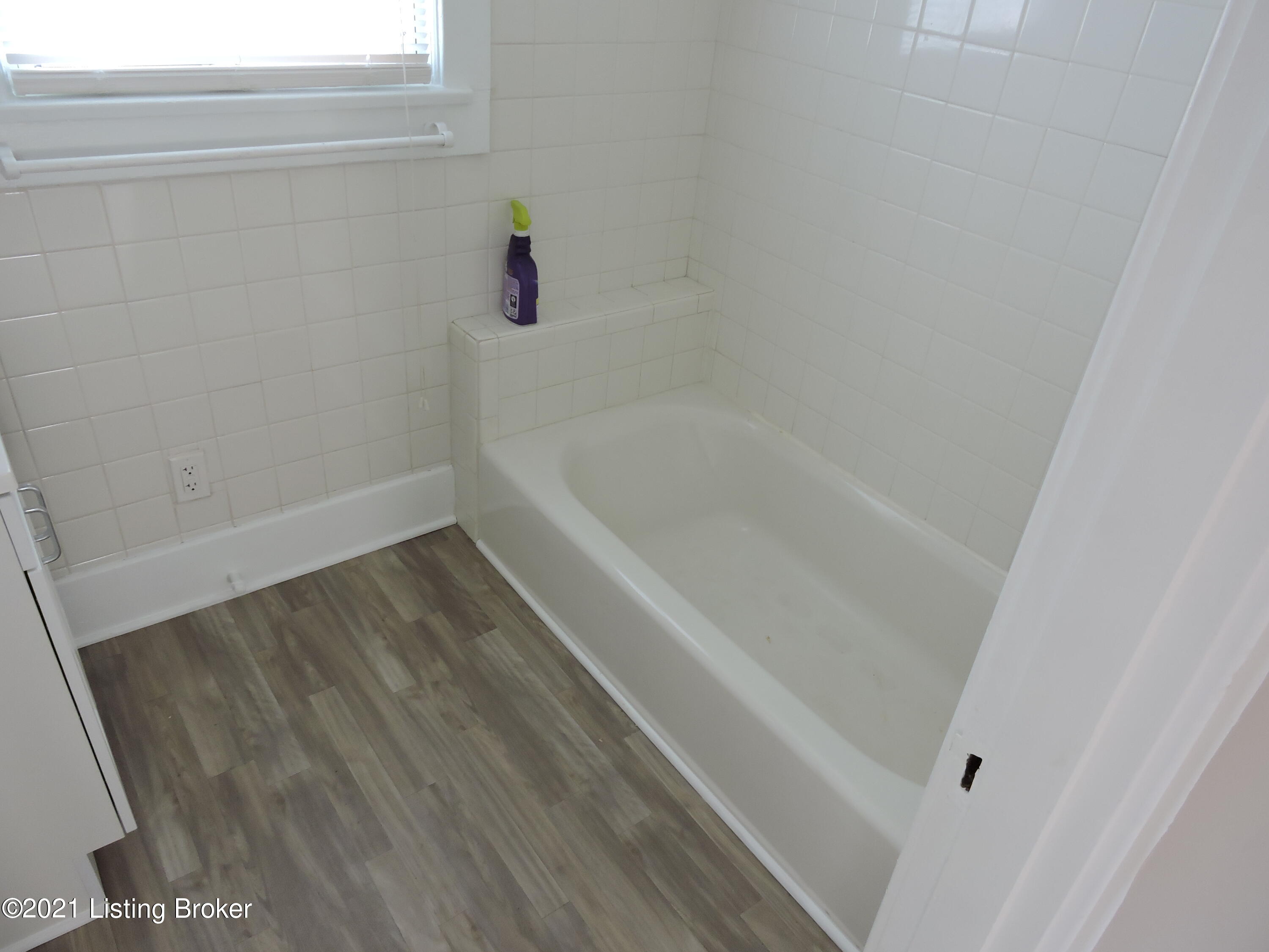 670 N Barbee Way Property Photo 30