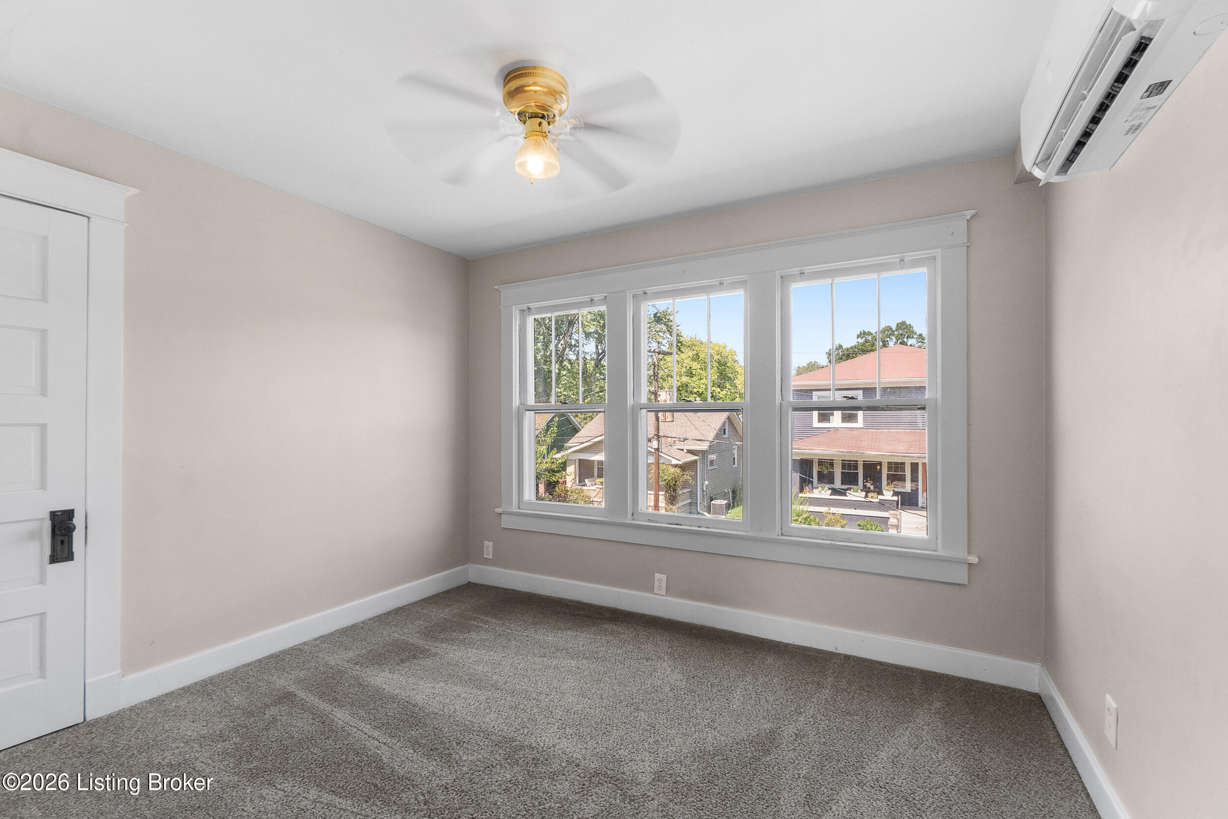 670 N Barbee Way Property Photo 39