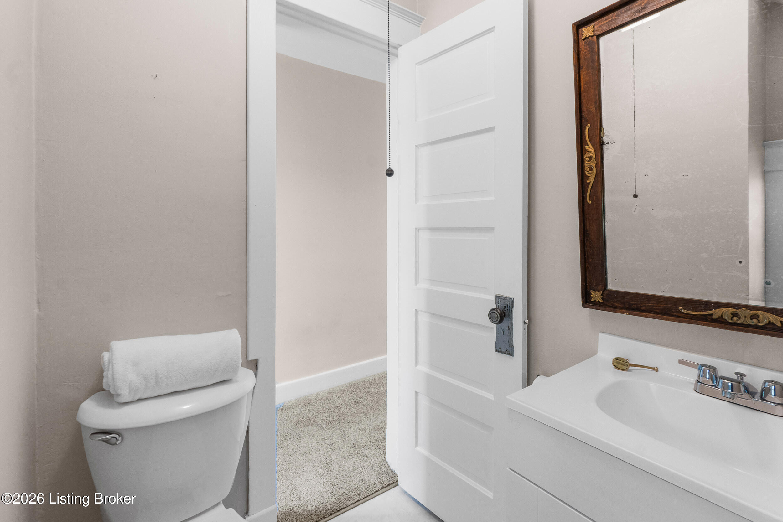 670 N Barbee Way Property Photo 46