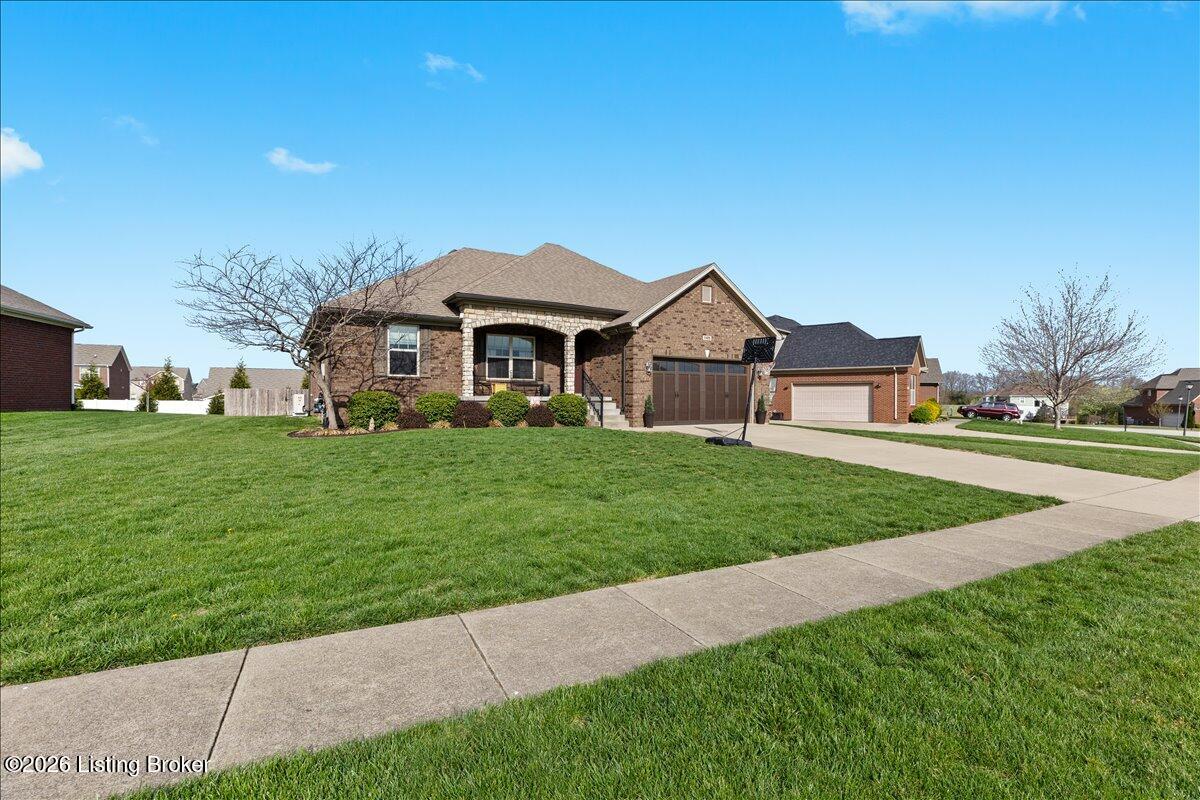 1105 Deer Fields Trace Property Photo 3