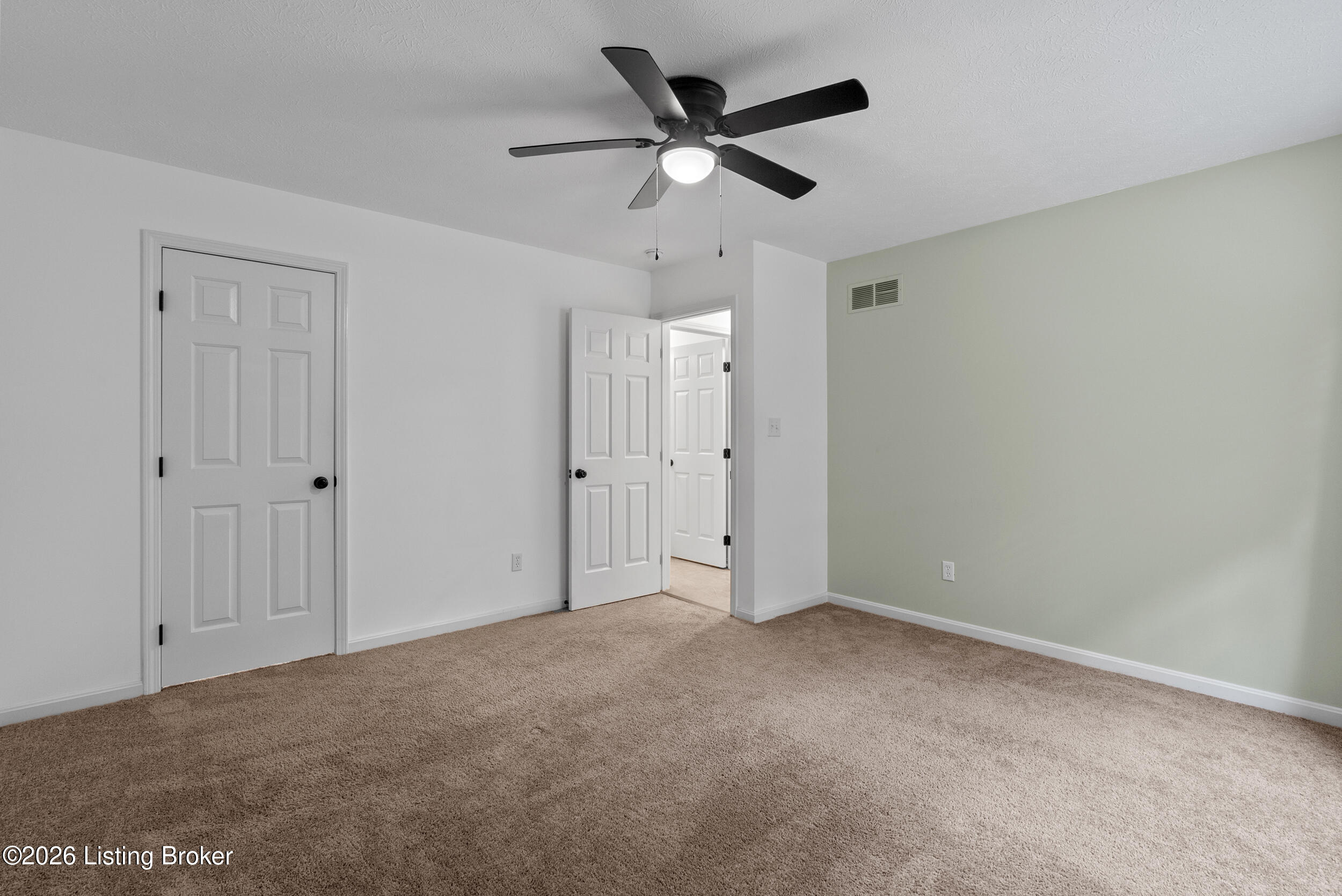 4703 Oak Pointe Dr Property Photo 20