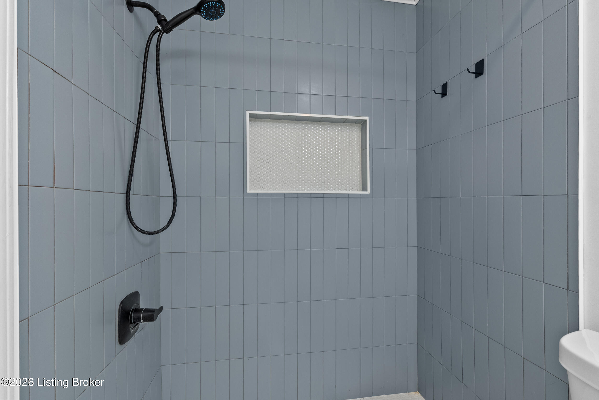 4703 Oak Pointe Dr Property Photo 25