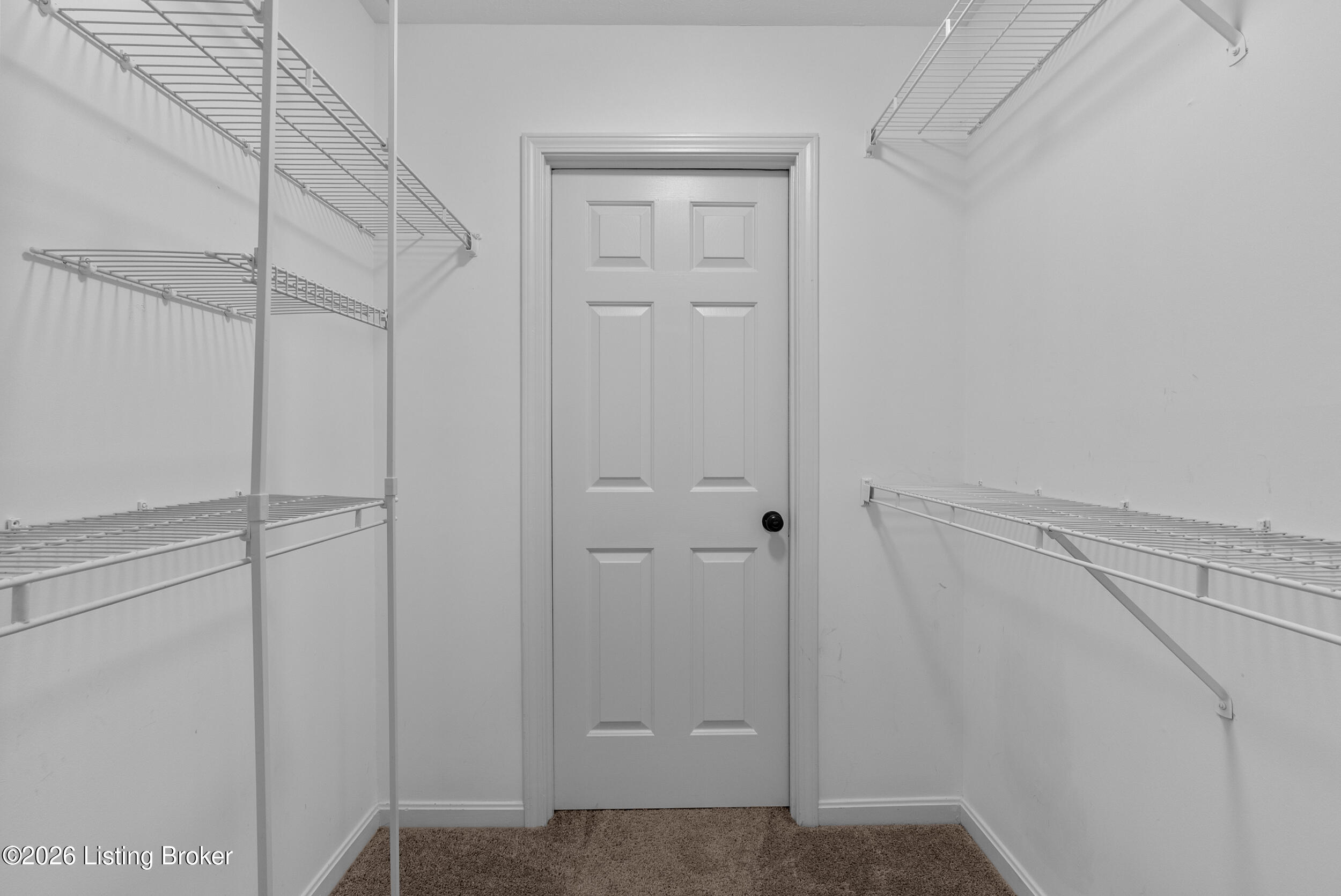 4703 Oak Pointe Dr Property Photo 29
