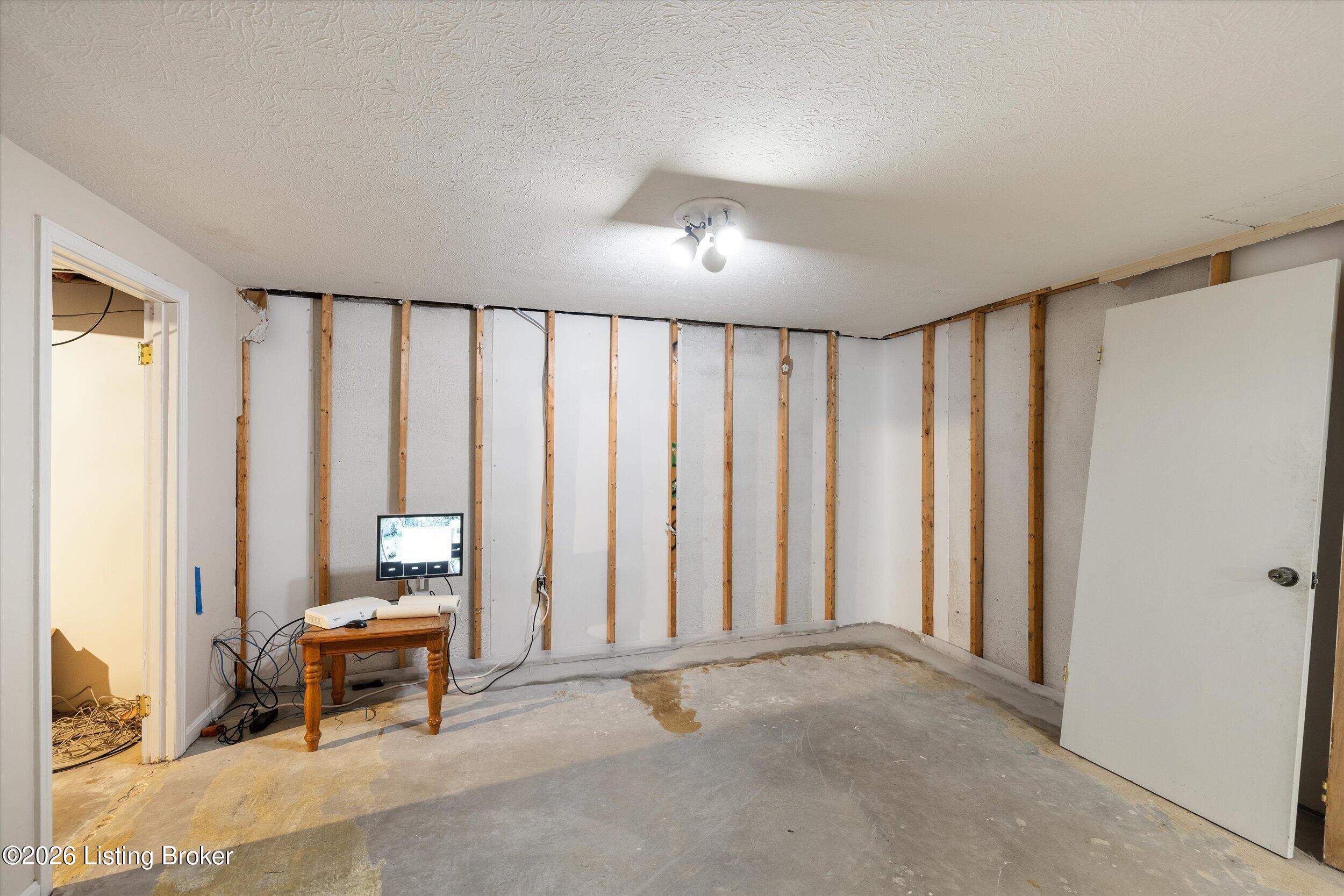 15005 Bircham Rd Property Photo 46