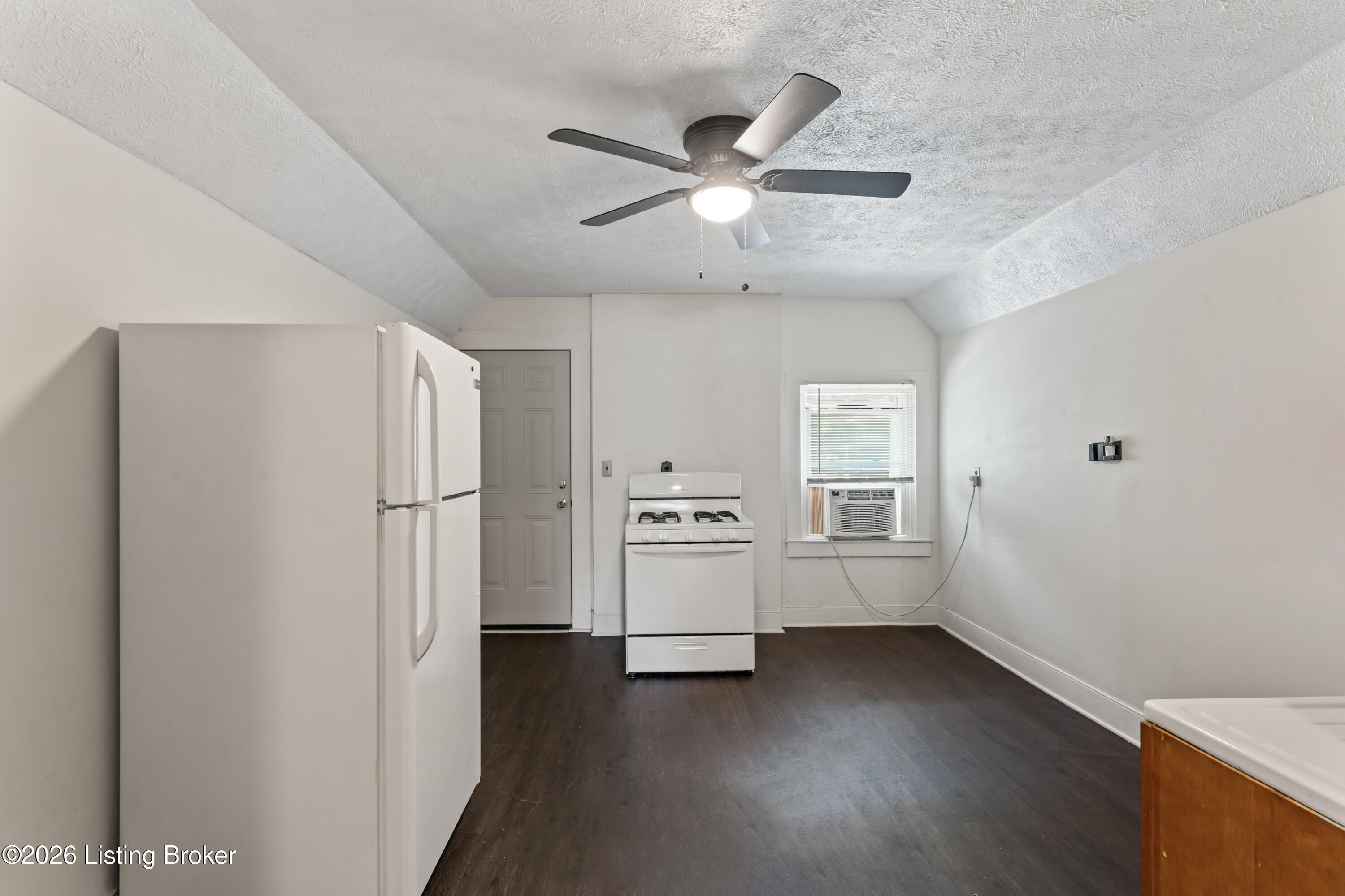 817 Rubel Ave Property Photo 25