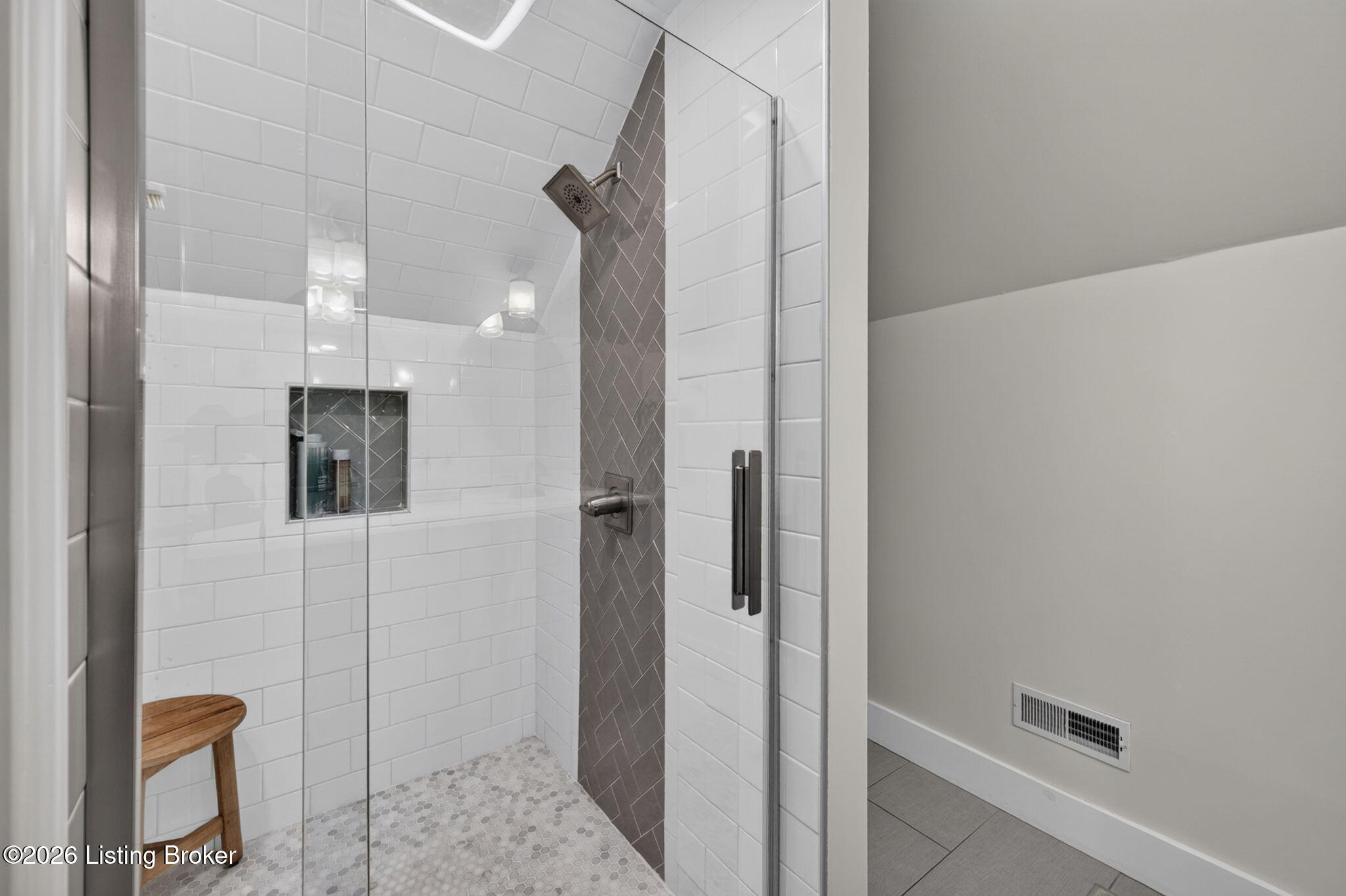 123 Oxford Pl Property Photo 36