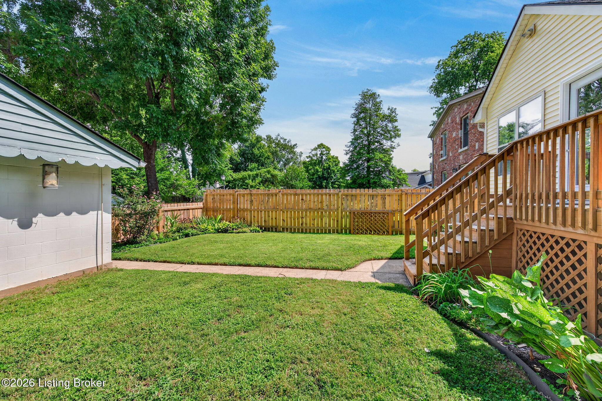 123 Oxford Pl Property Photo 41