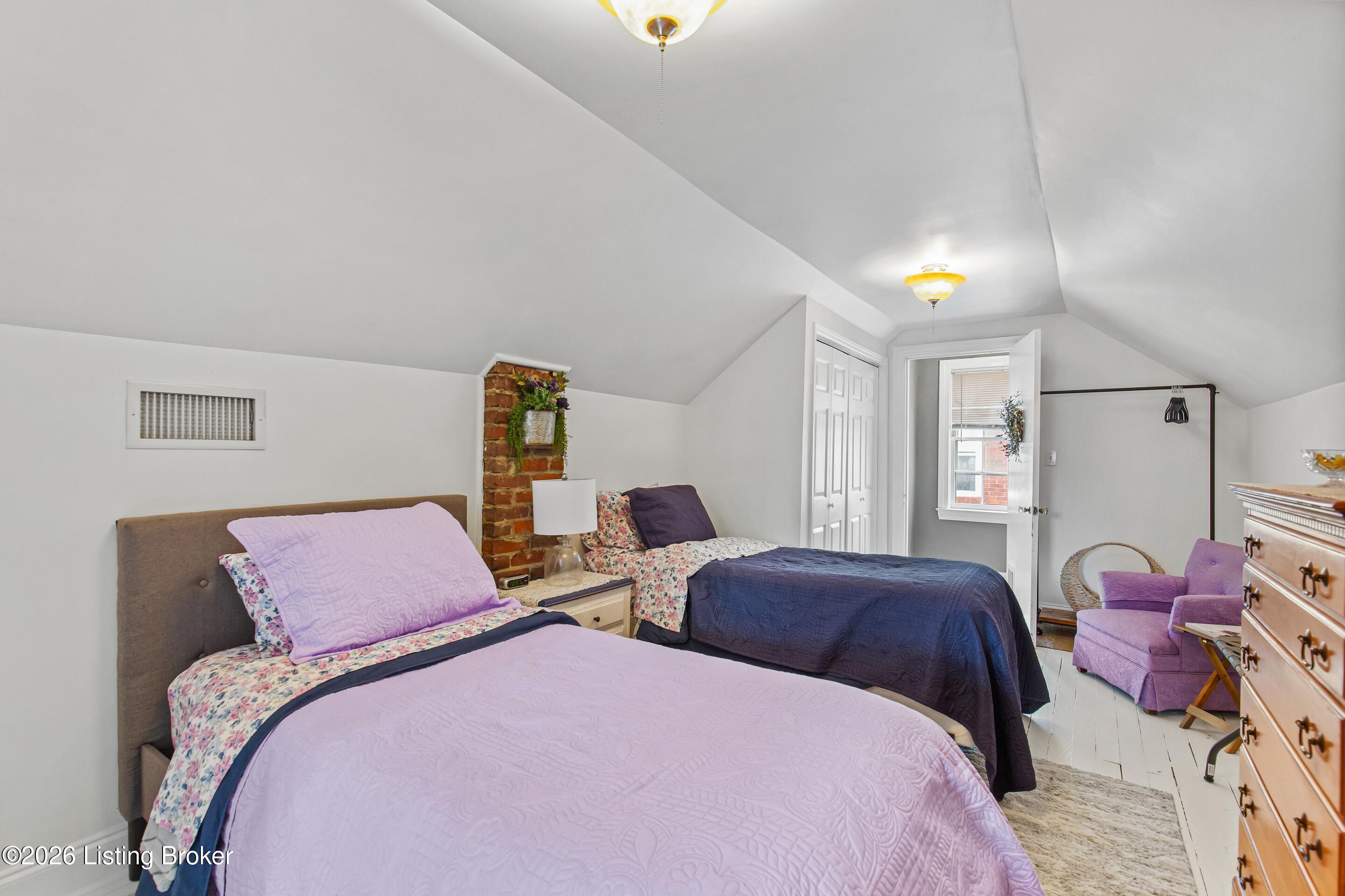 609 Wallace Ave Property Photo 19