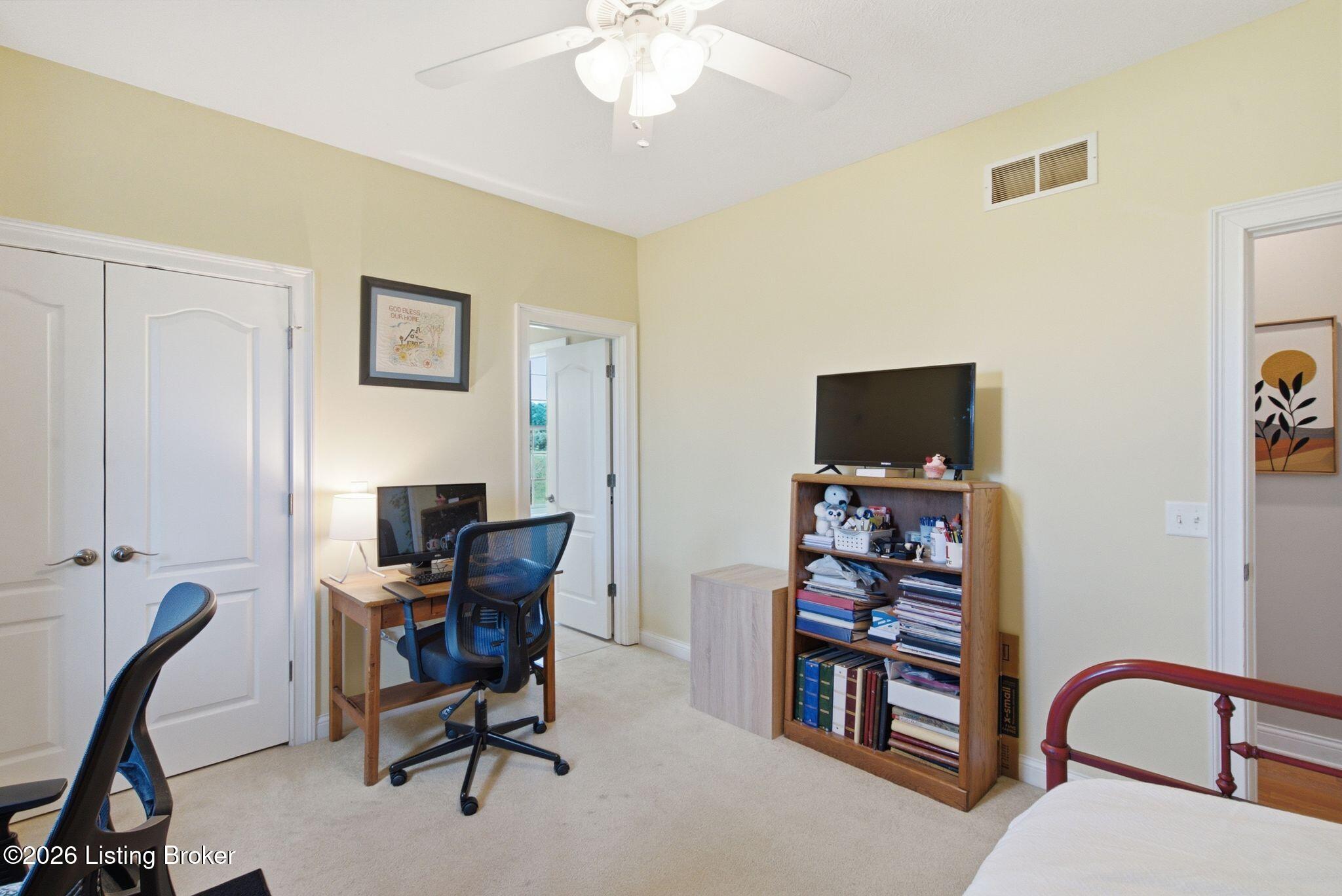 133 Levee Ln Property Photo 39
