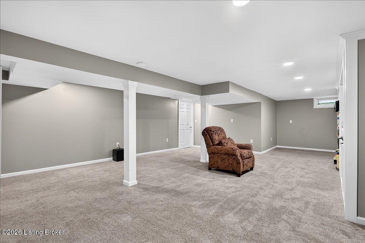 8618 Whipps Bend Rd Property Photo 26