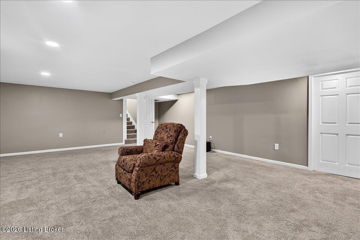 8618 Whipps Bend Rd Property Photo 28