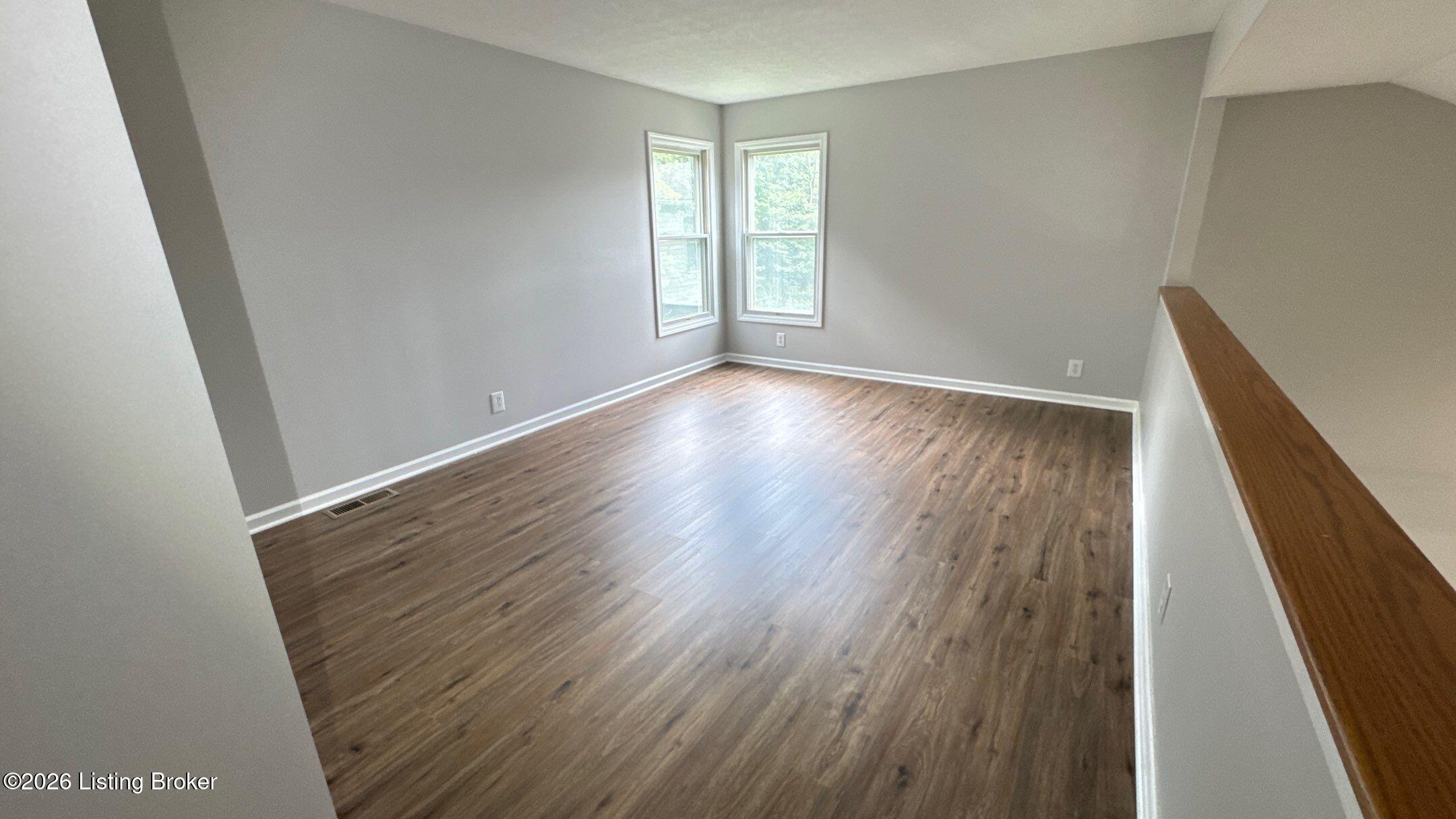 7421 Spring Run Dr Property Photo 13