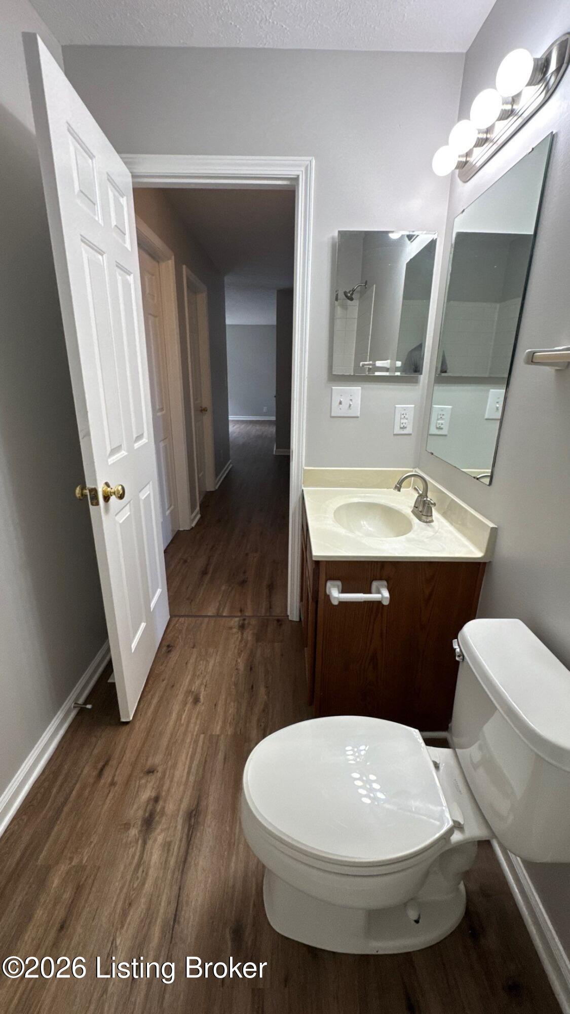 7421 Spring Run Dr Property Photo 16
