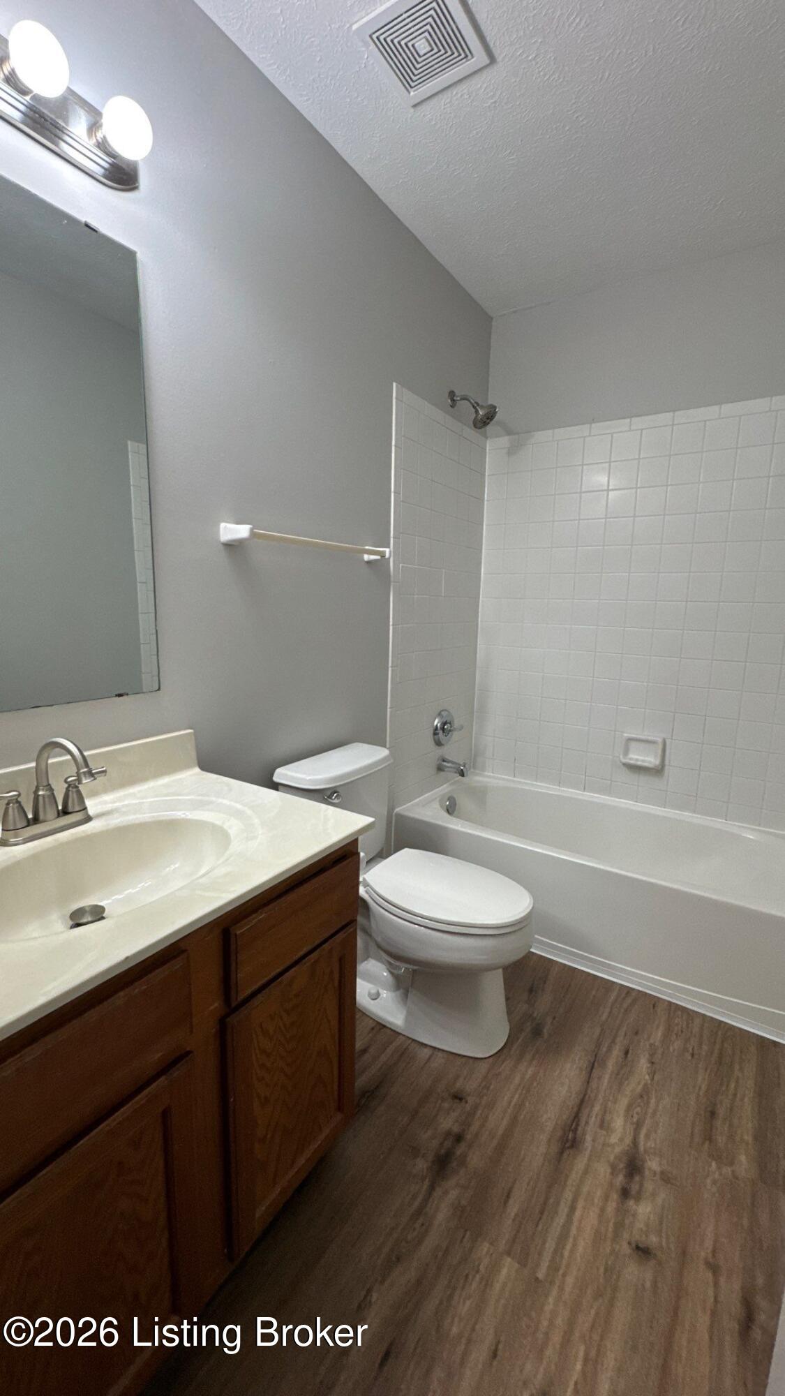 7421 Spring Run Dr Property Photo 24