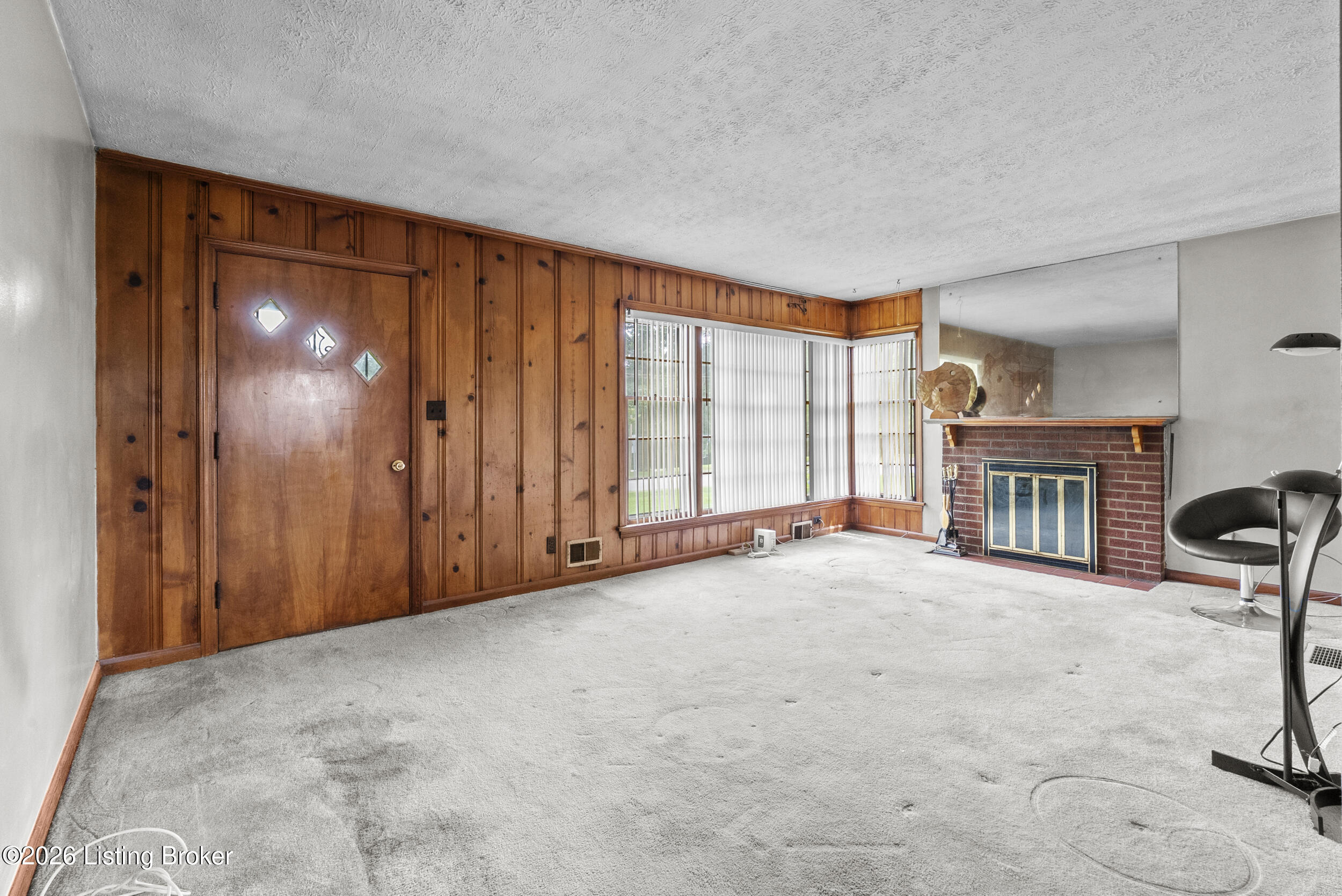 8201 Denise Dr Property Photo 8